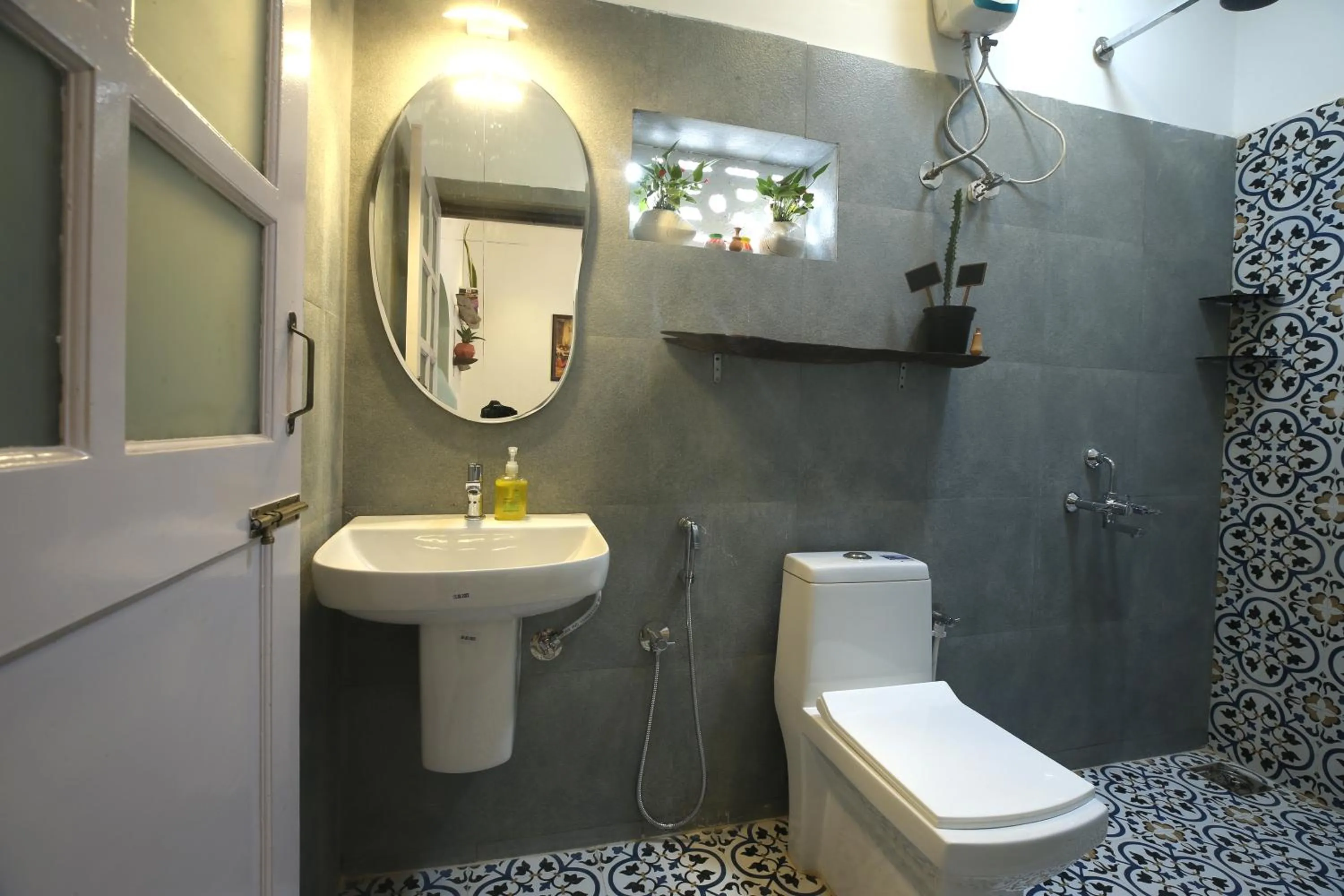 Toilet in Craft Hostels