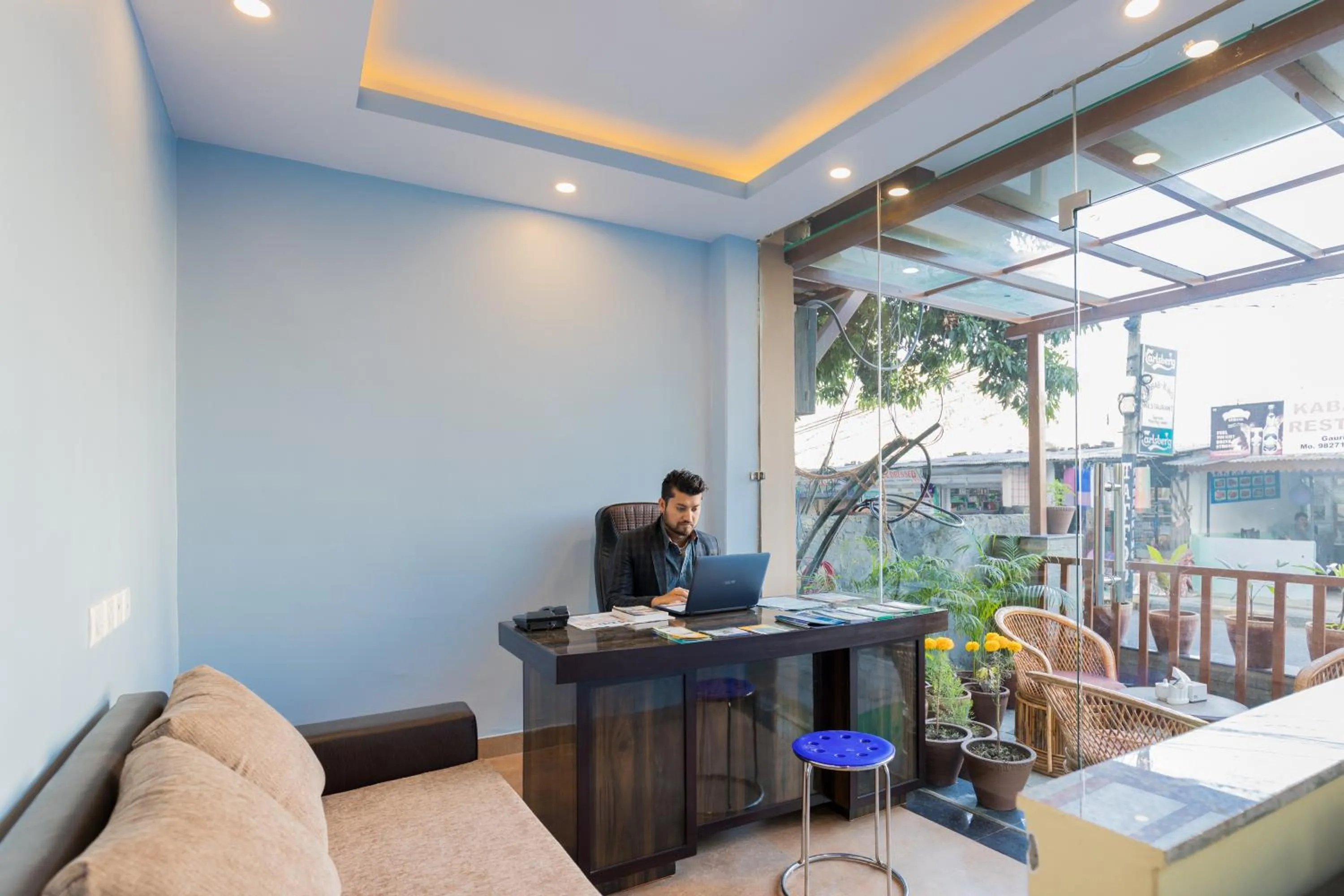 Area and facilities in Hotel Lake Shore