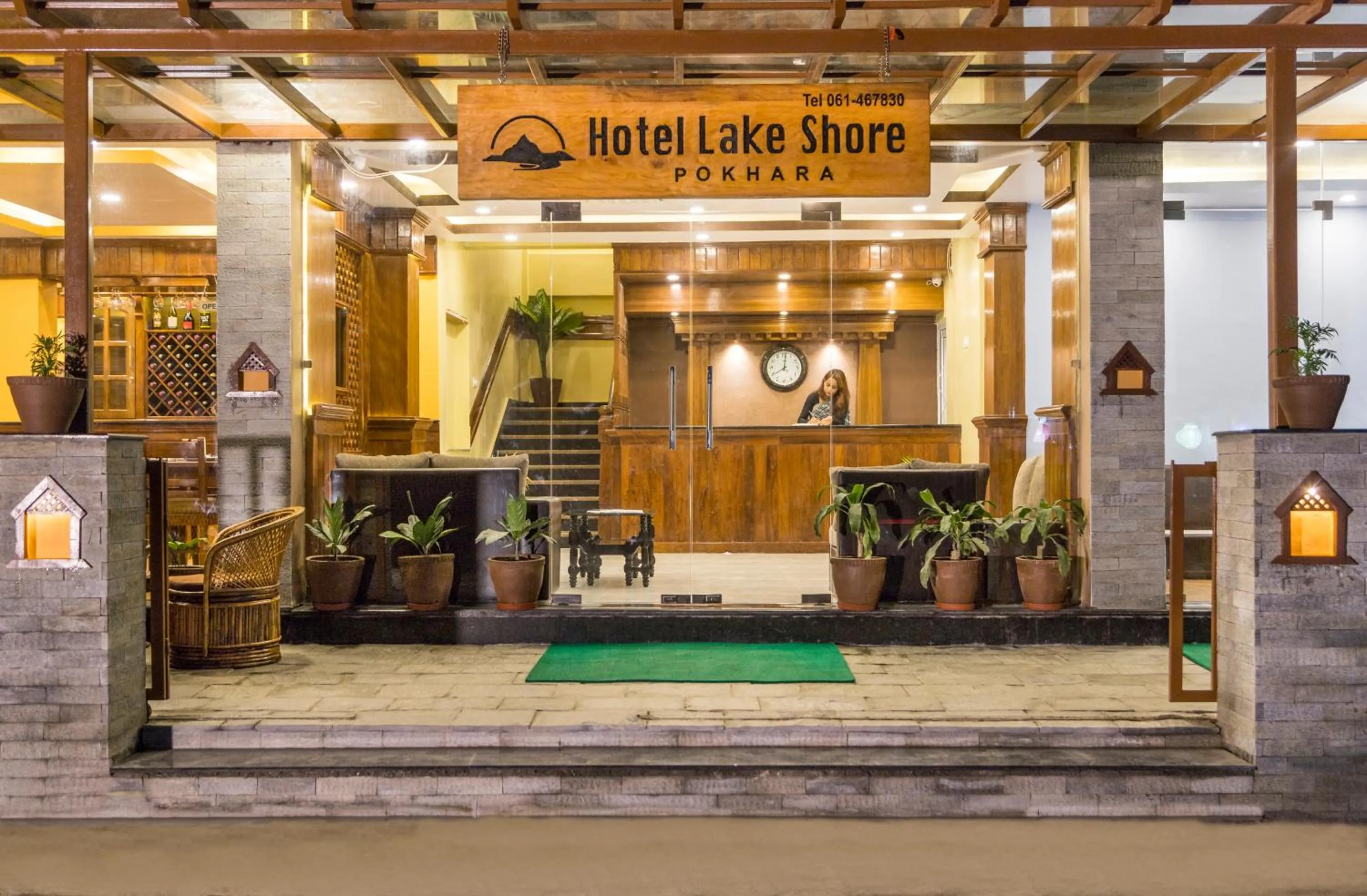 Property building in Hotel Lake Shore