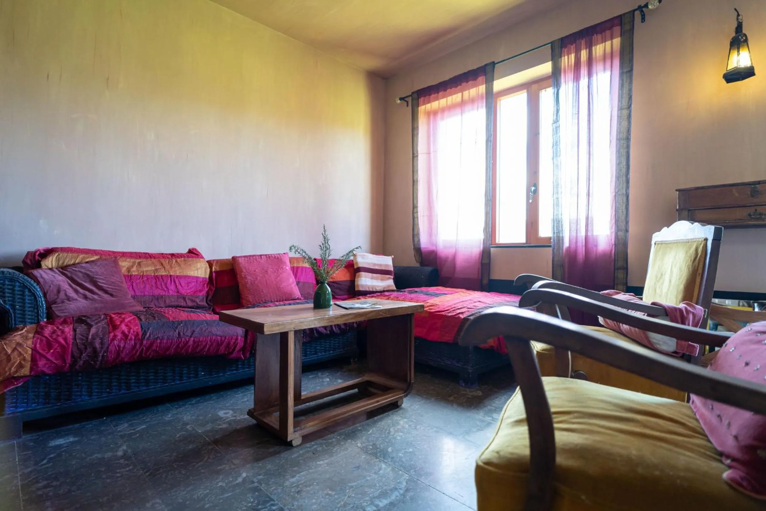 Living room in Hotel Alma de Romero