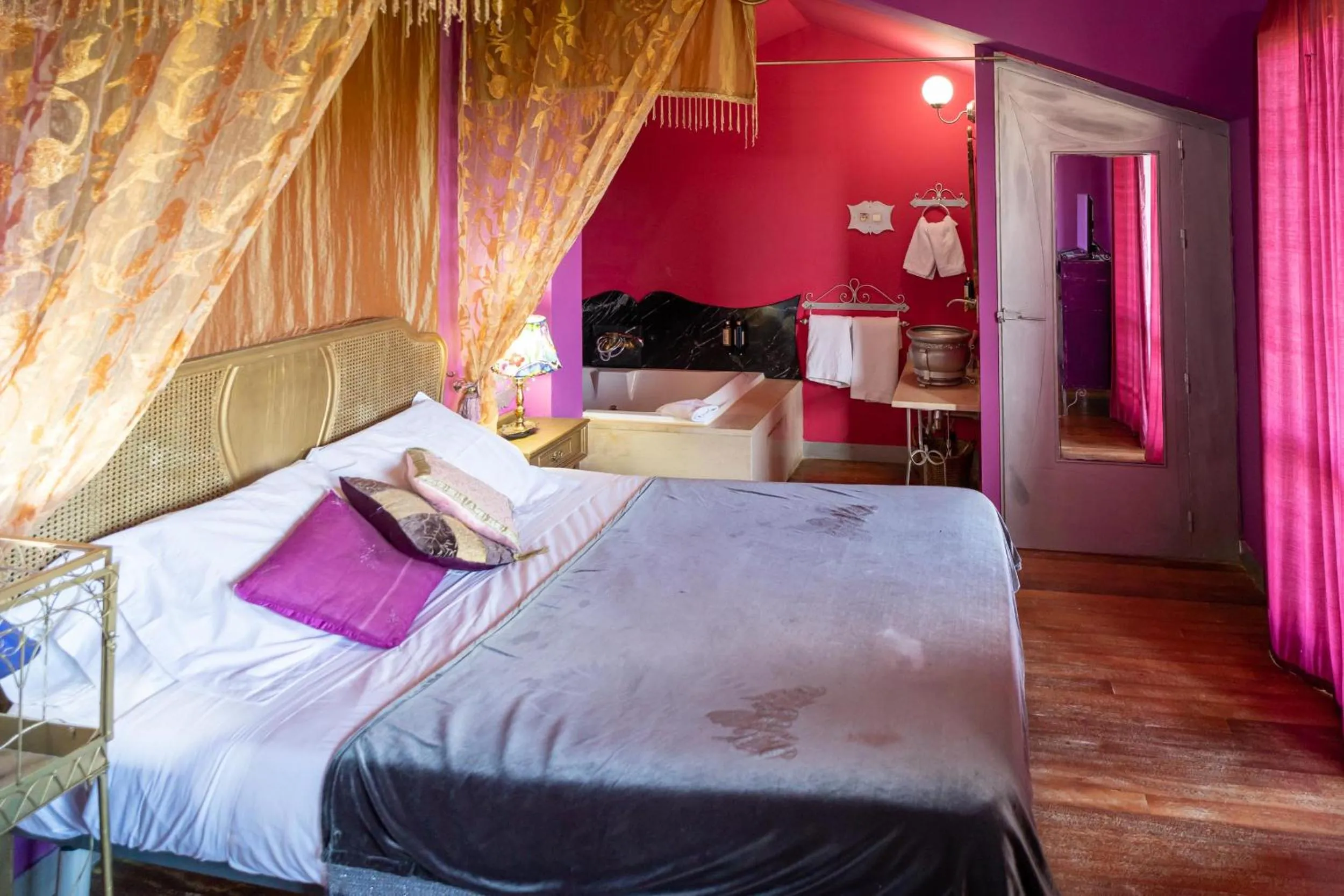 Bed in Hotel Alma de Romero