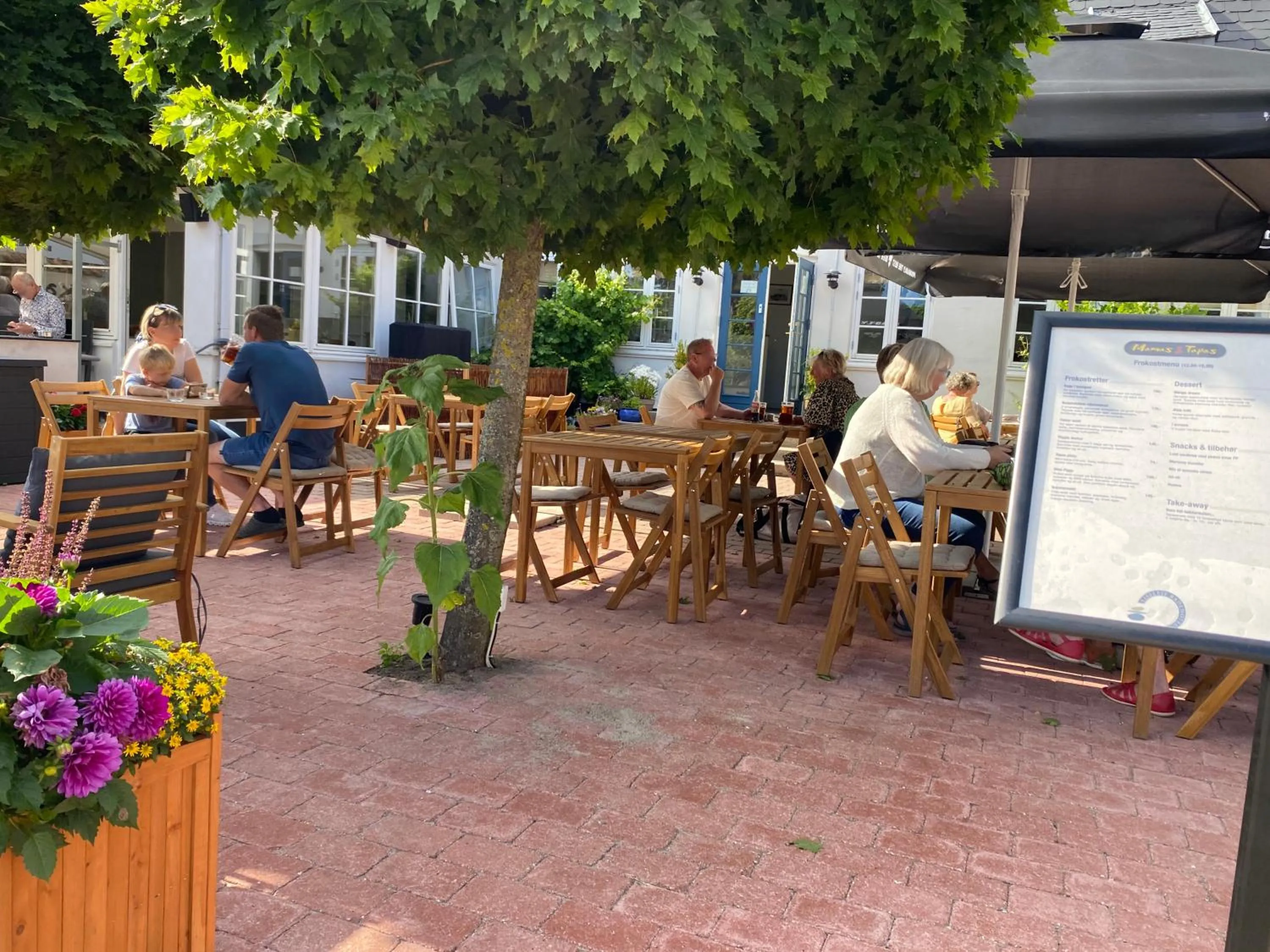 Property building in Liseleje Badehotel