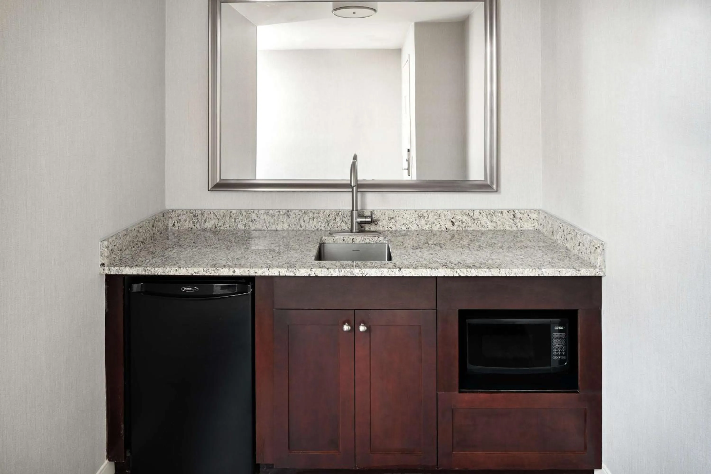 Photo of the whole room in DoubleTree Suites by Hilton Charlotte/SouthPark