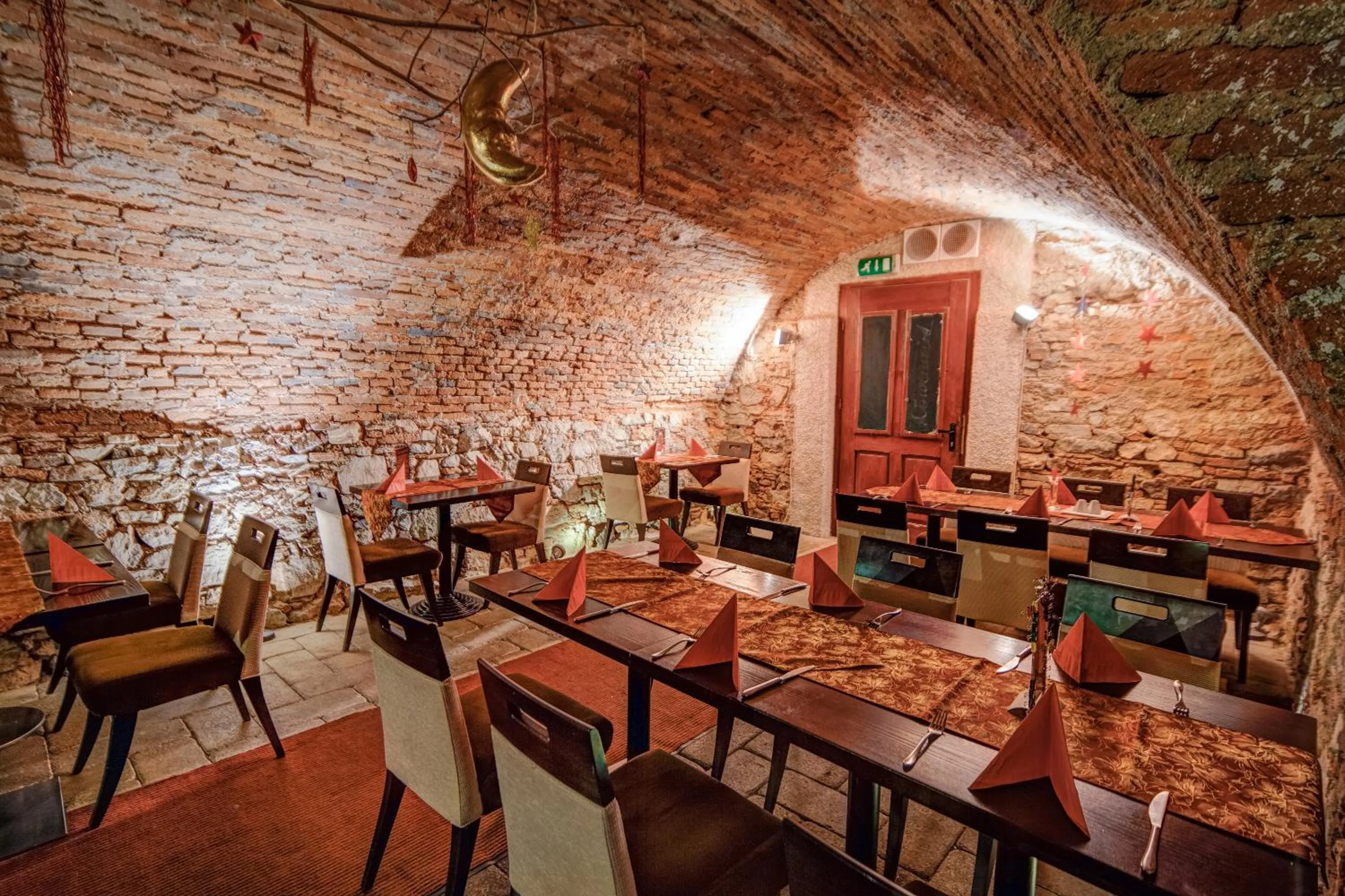 Restaurant/places to eat in Hotel Kiwano Graz