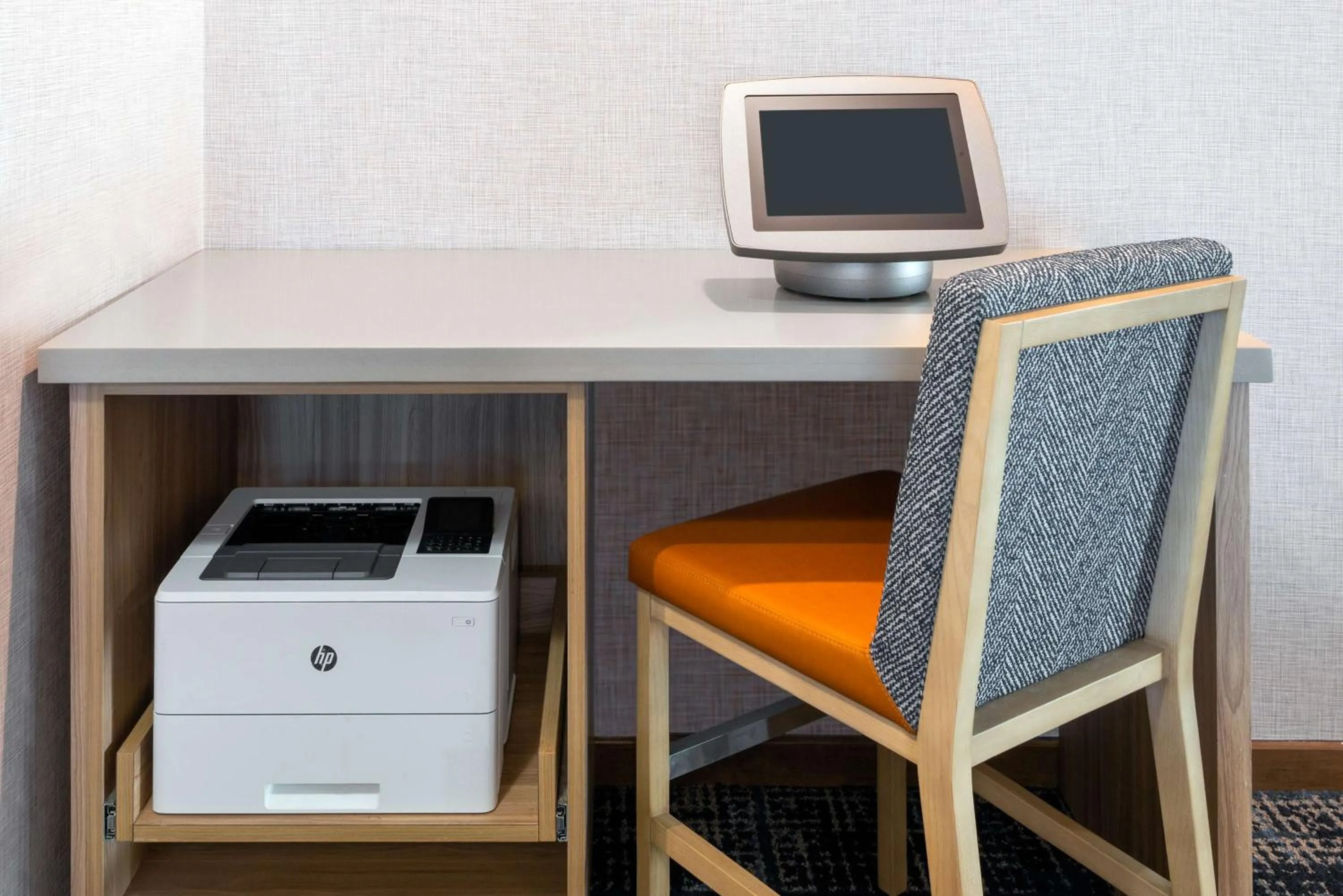 Business facilities in Hampton Inn Charlotte Uptown