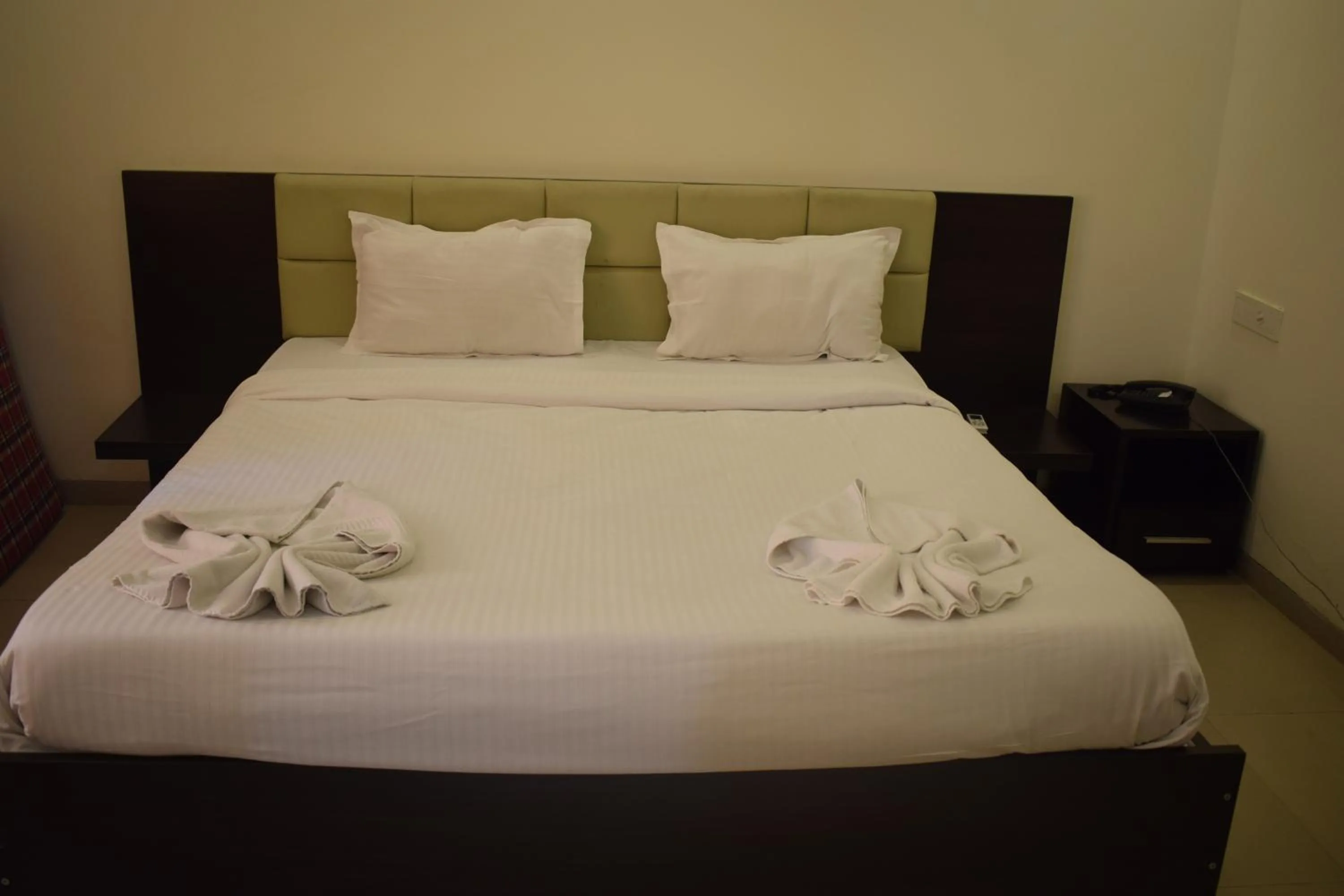 Bed in The Eternal Wave by Krish Retreat