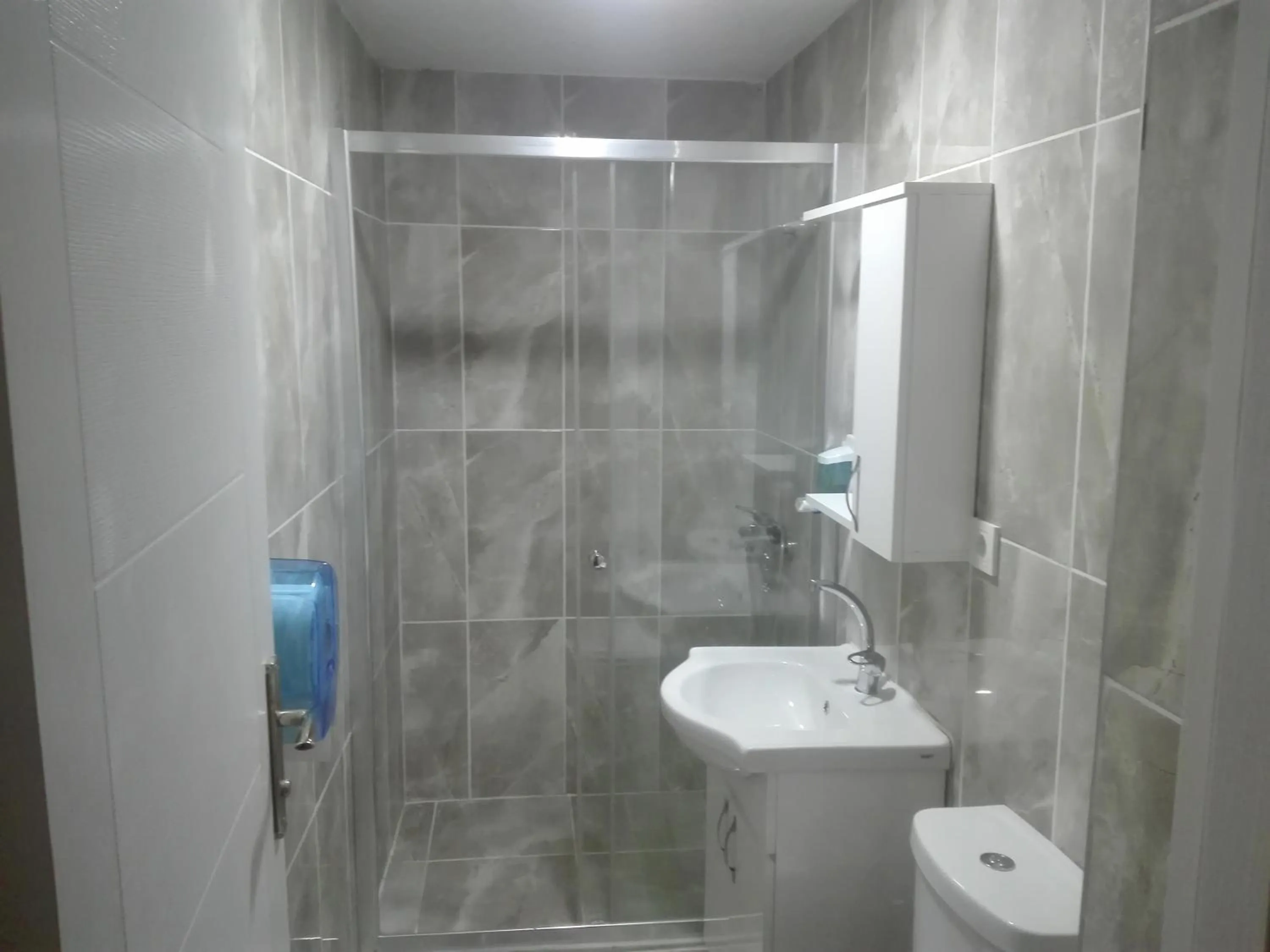 Shower in NEW BEYLERBEYİ HOTEL