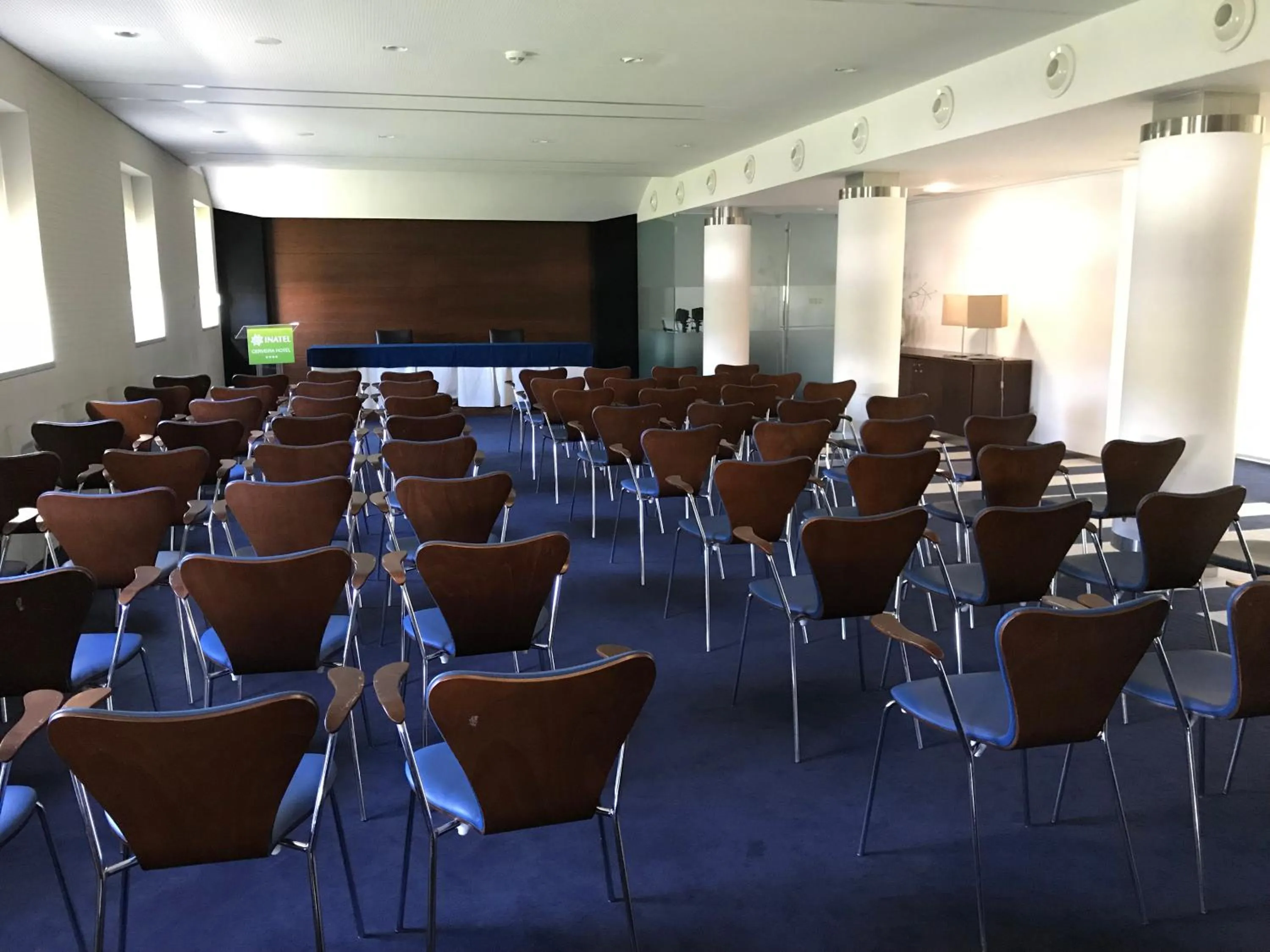 Meeting/conference room in INATEL Cerveira Hotel
