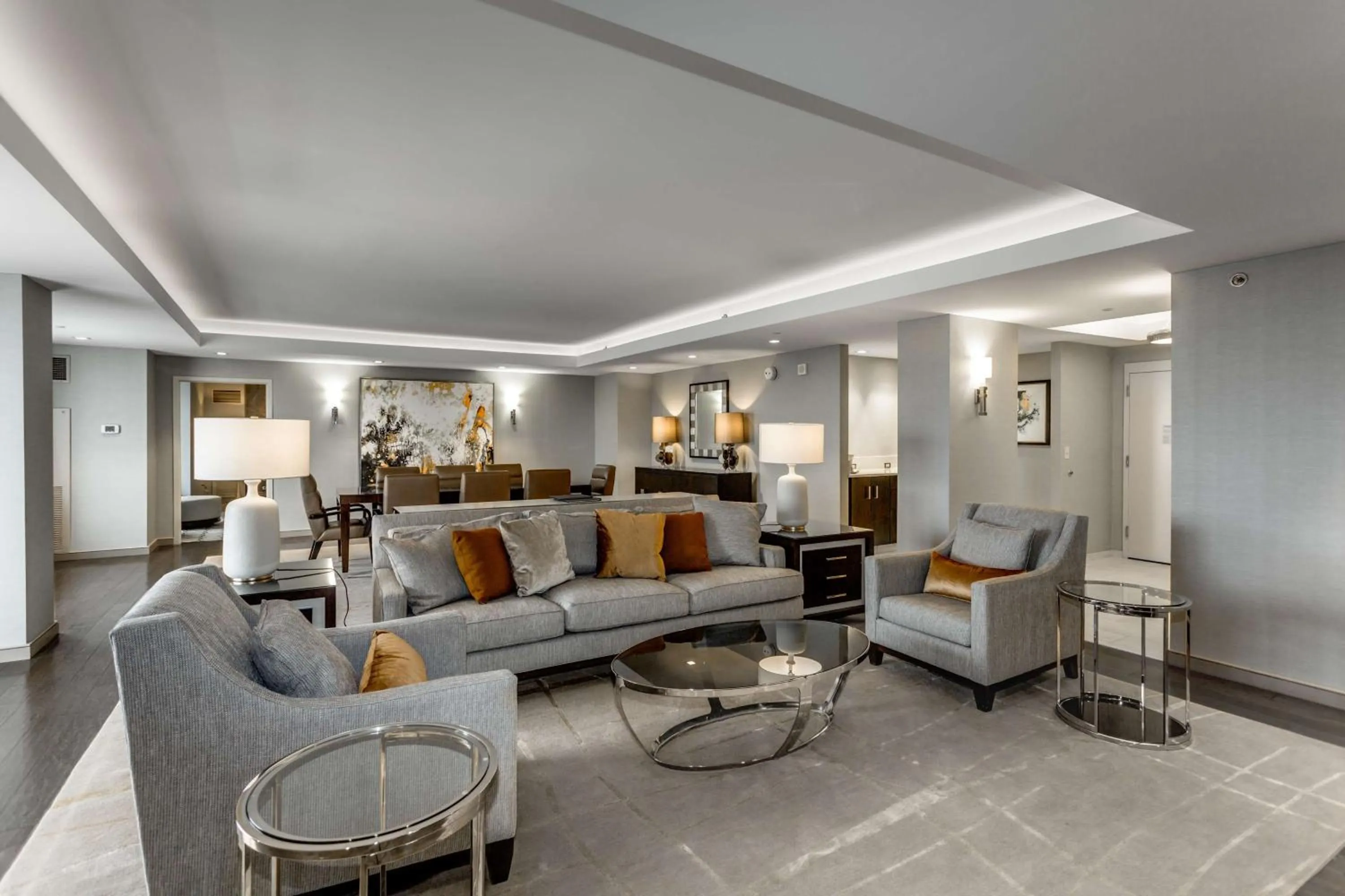 Living room in Hilton Columbus at Easton
