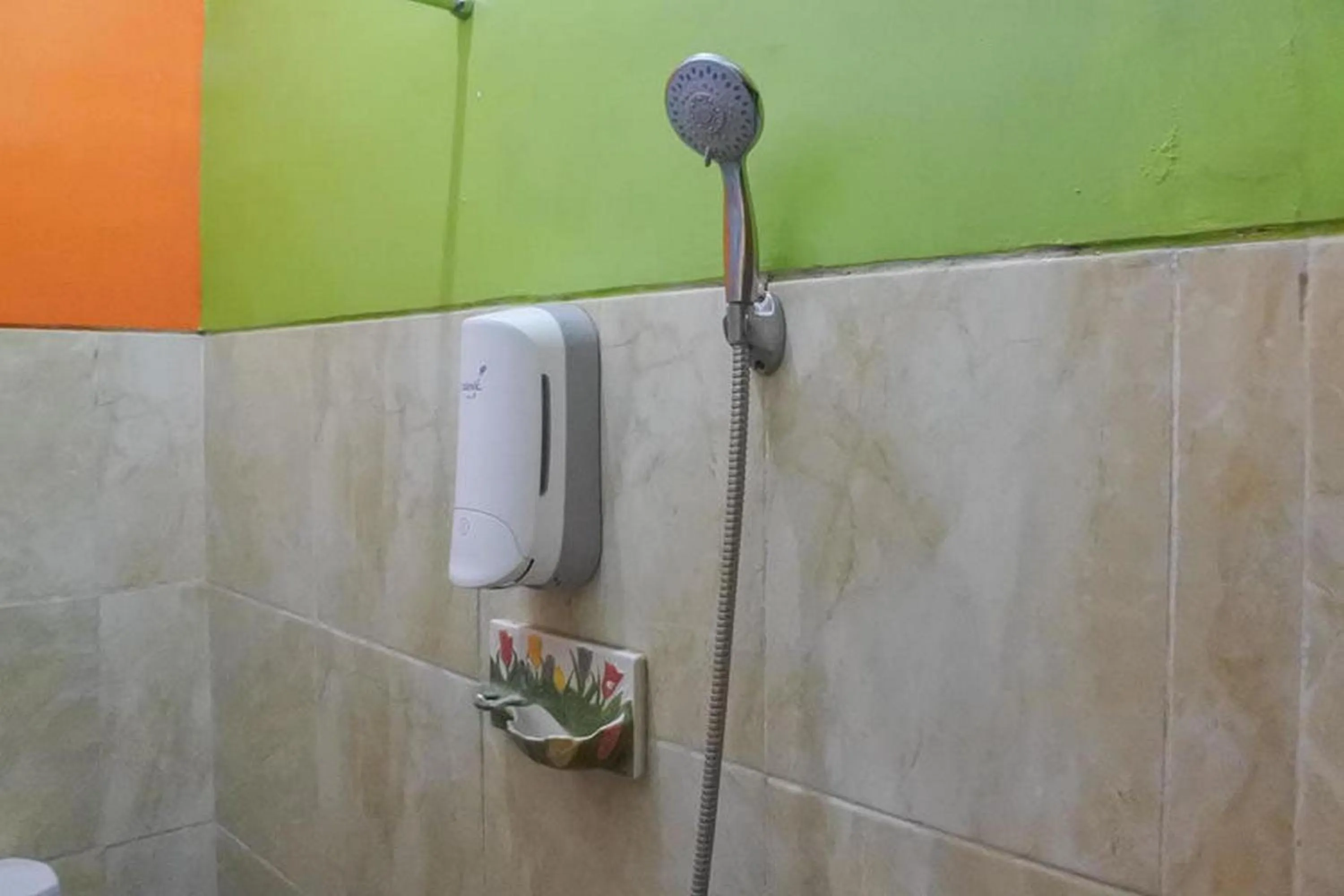 Homestay Gayatri Sawojajar near Univ Negeri Malang Kampus 2 Mitra RedDoorz