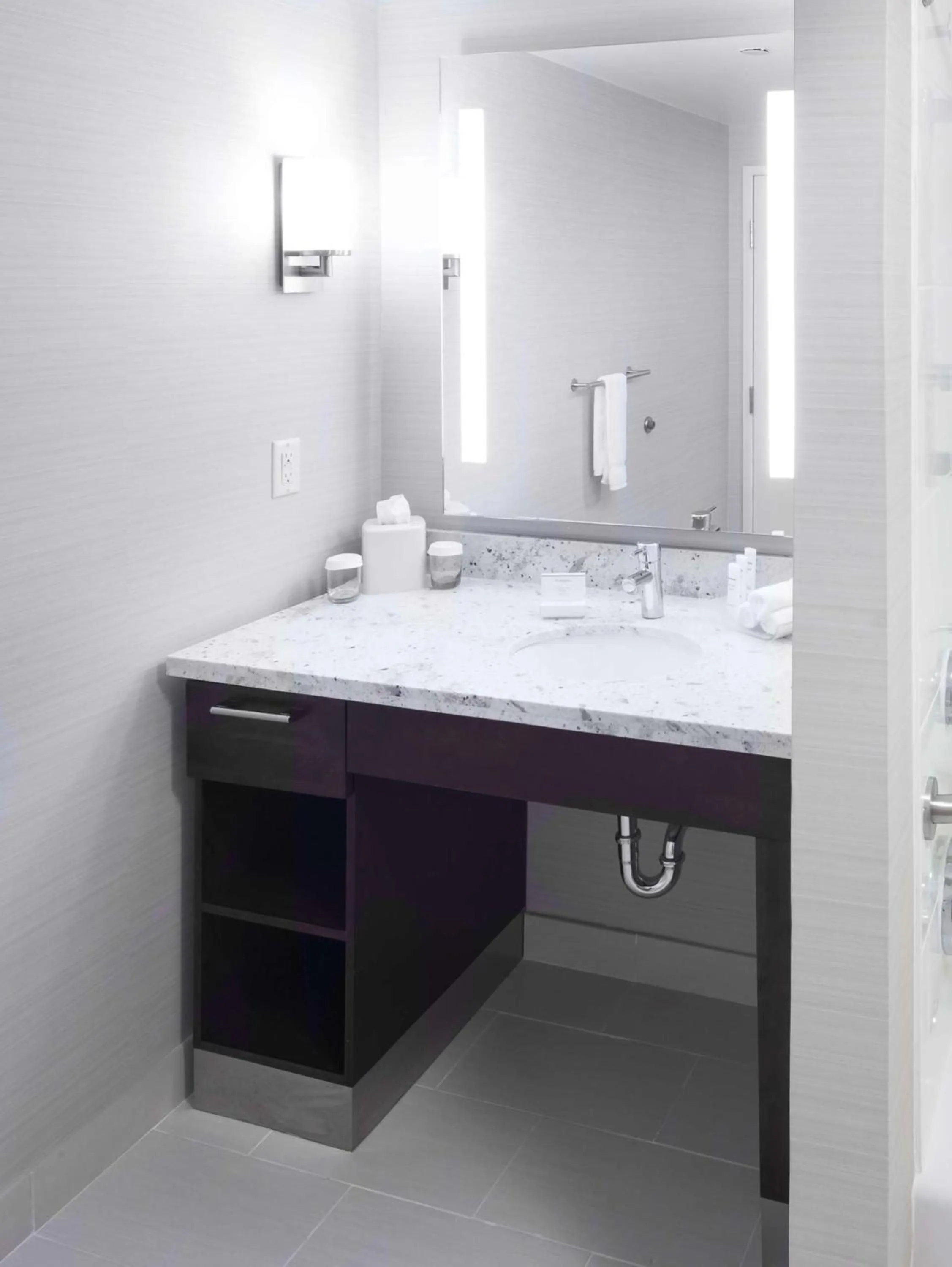 Bathroom in Homewood Suites by Hilton Chattanooga - Hamilton Place