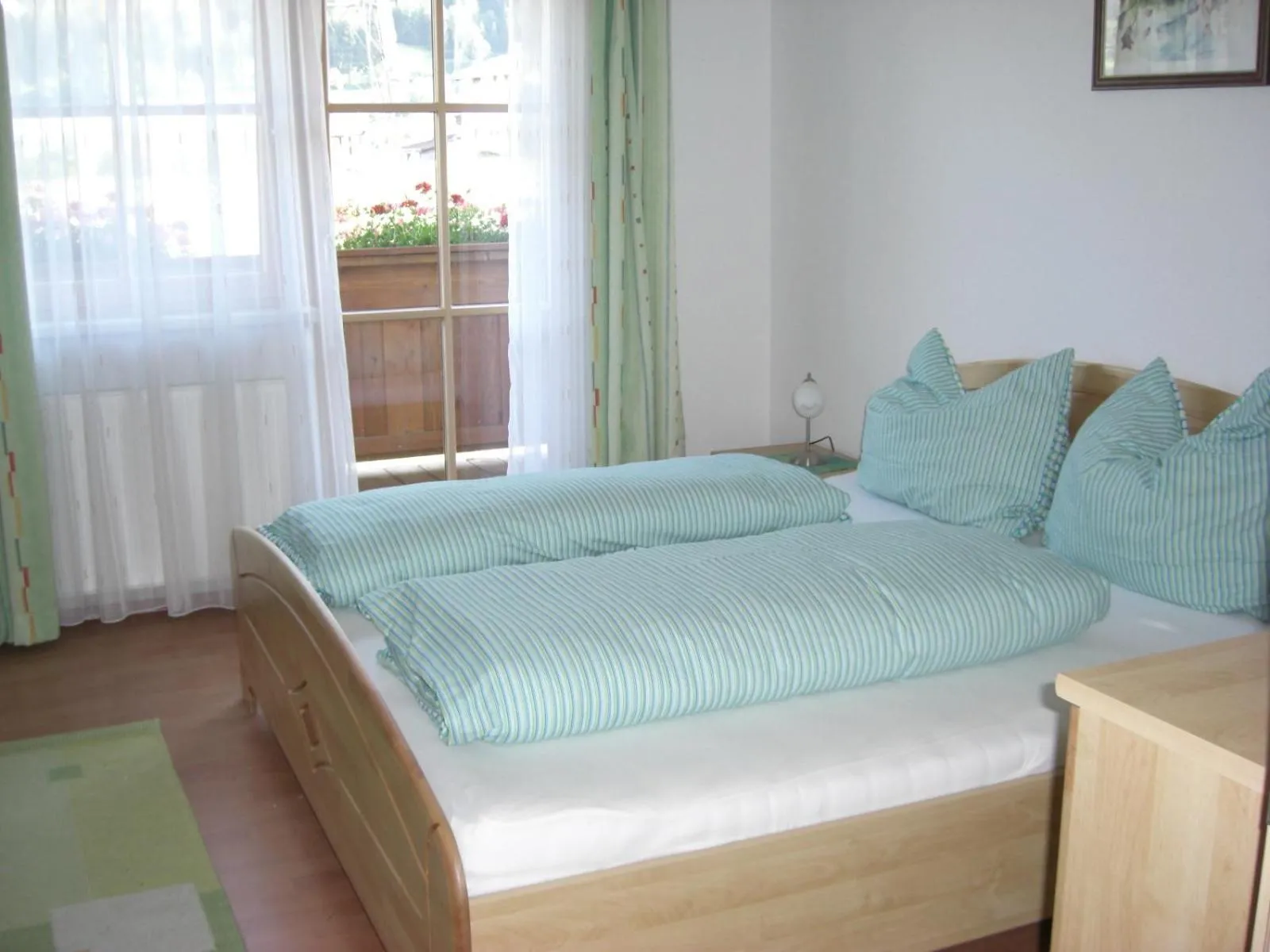 Bed in Ferienwohnung Prader