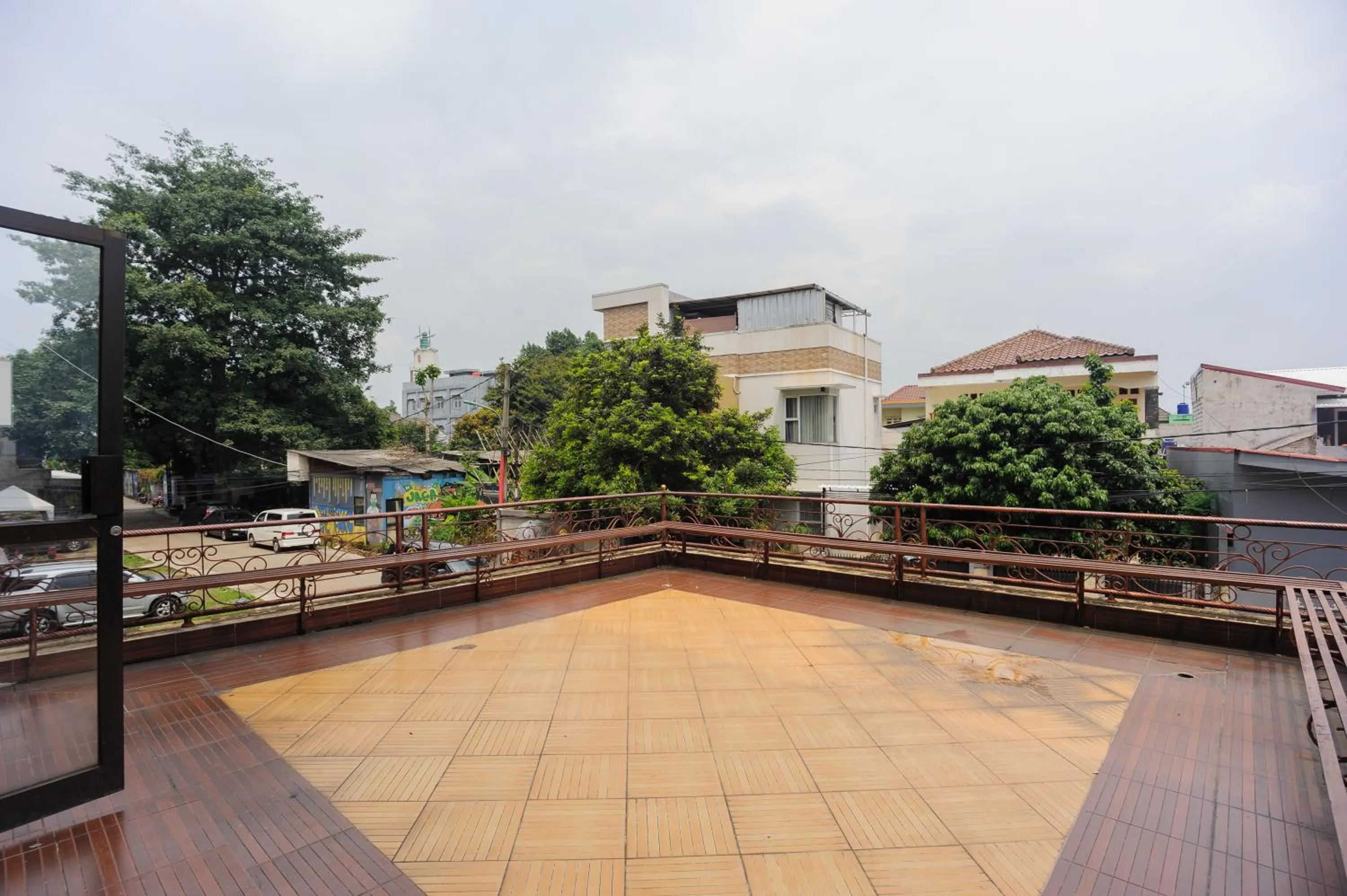 Balcony/Terrace in Super OYO 3747 Comfort Residence