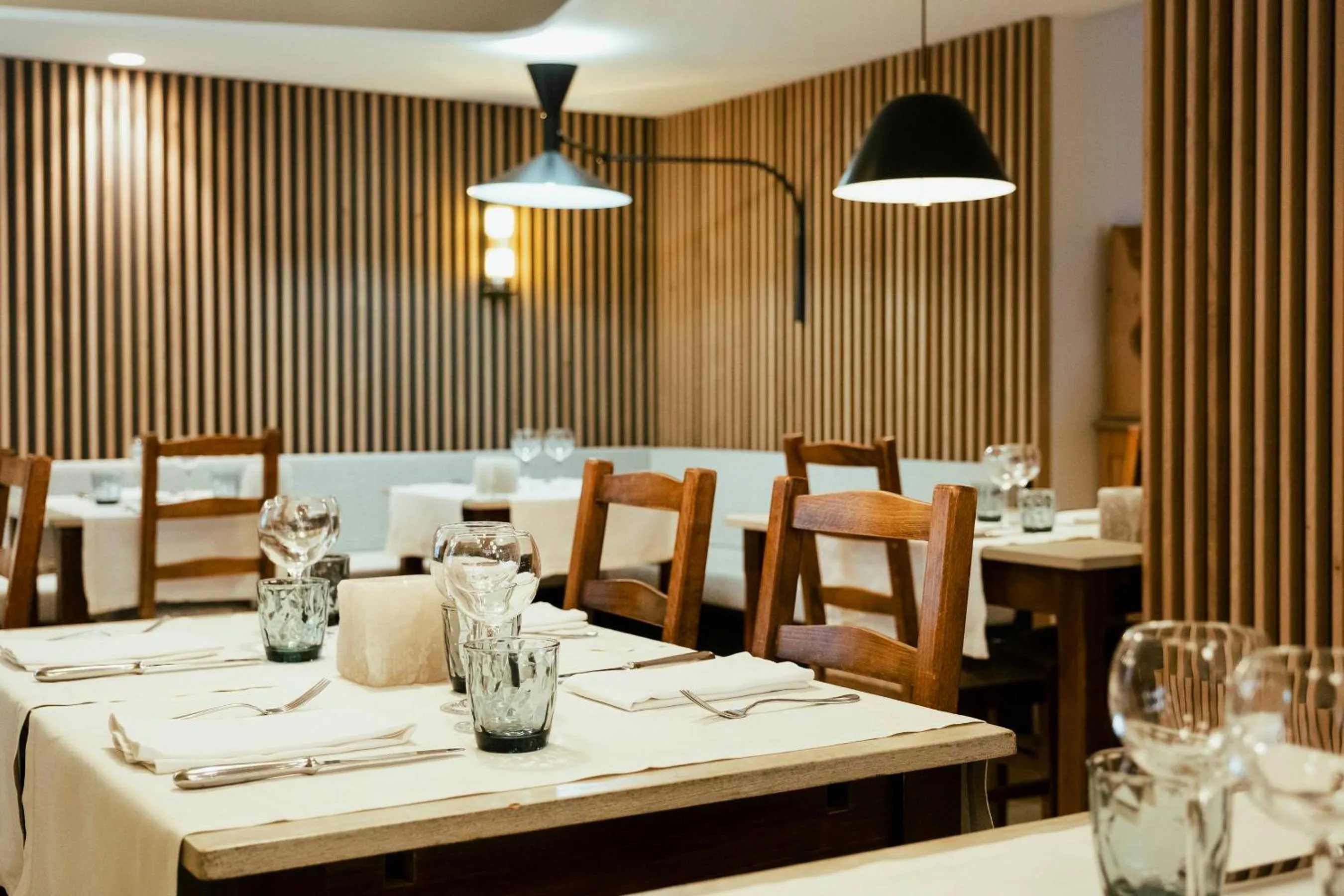 Restaurant/places to eat in Best Western Chalet les Saytels