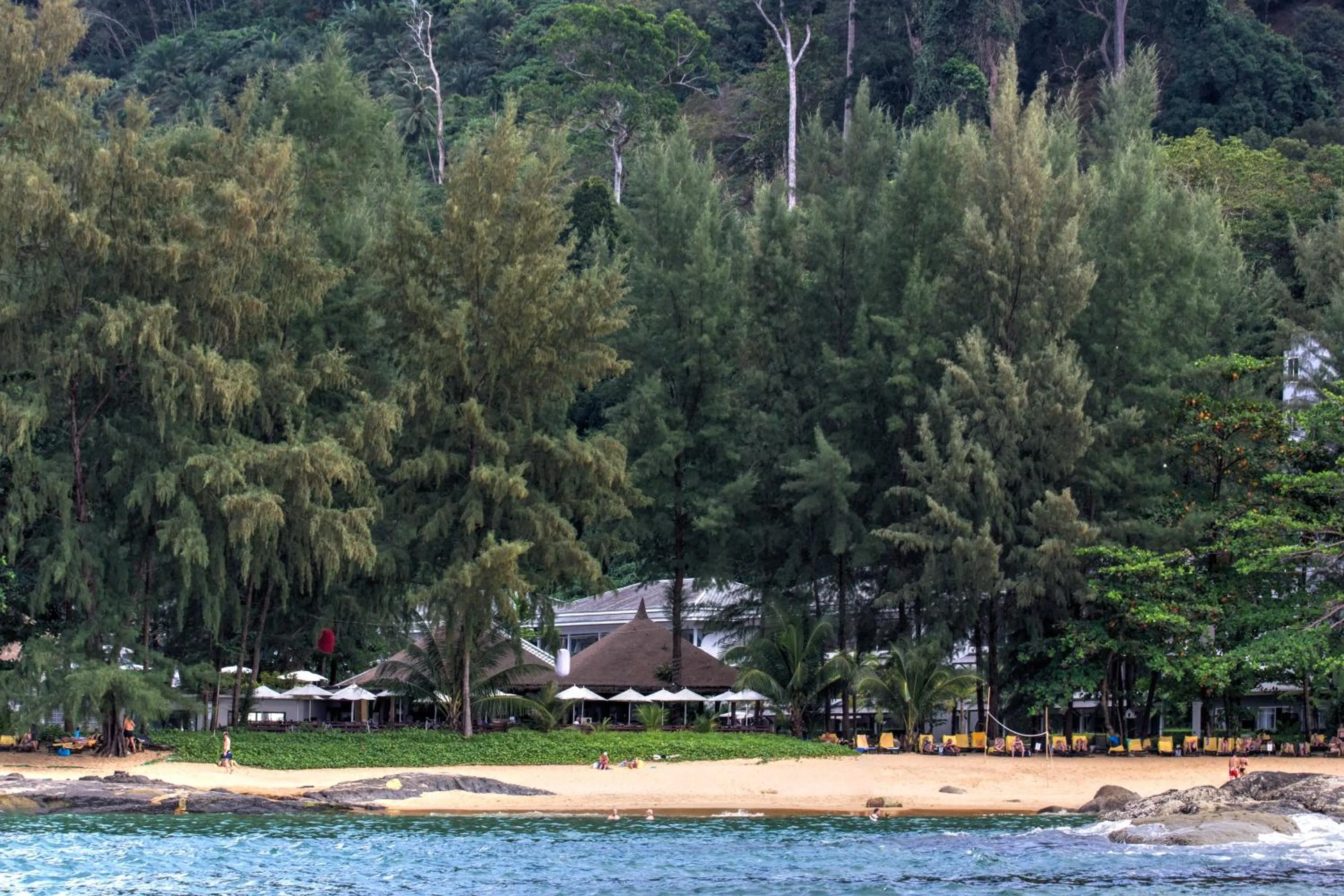 Beach in SENTIDO Khao Lak