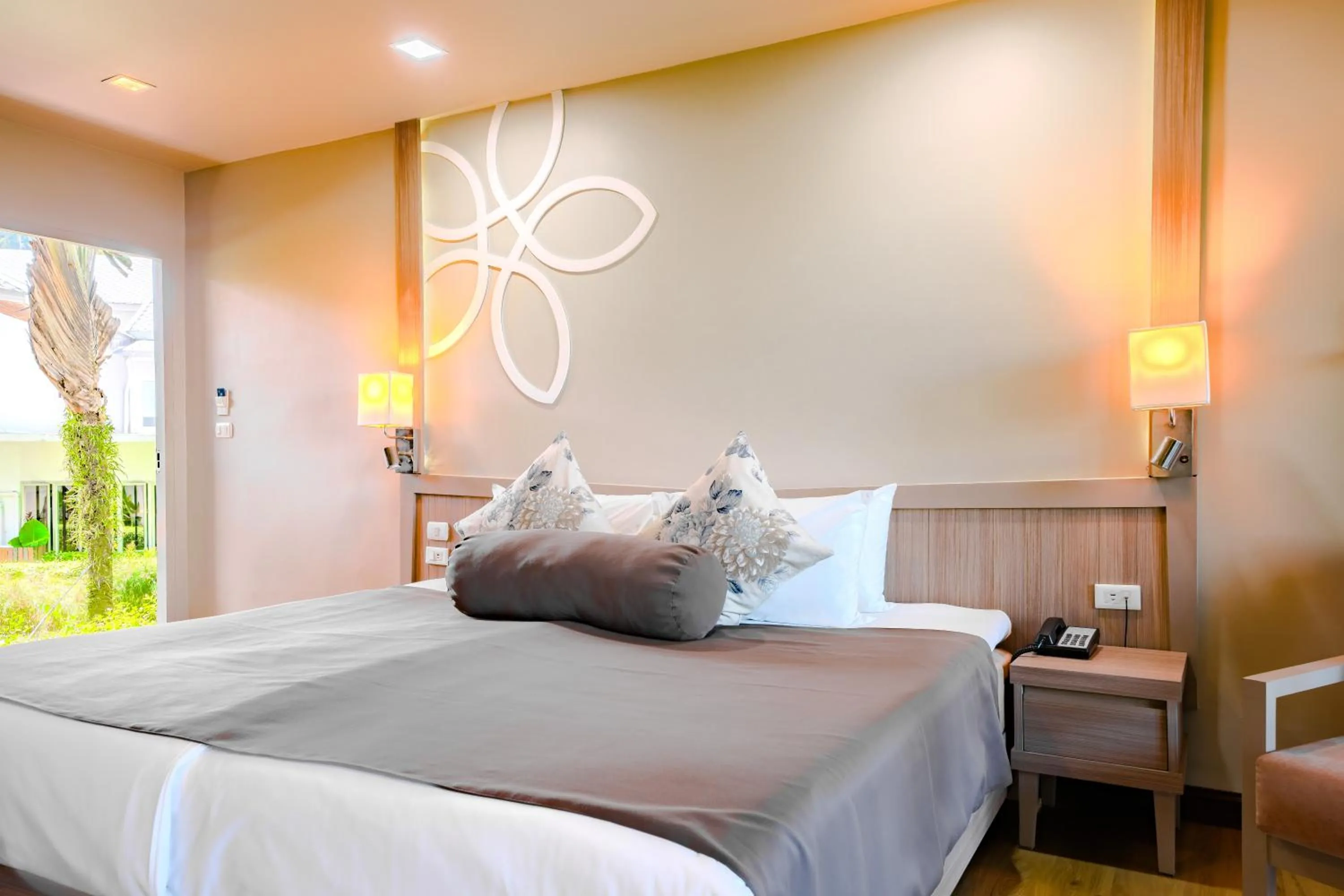 Bedroom, Bed in SENTIDO Khao Lak