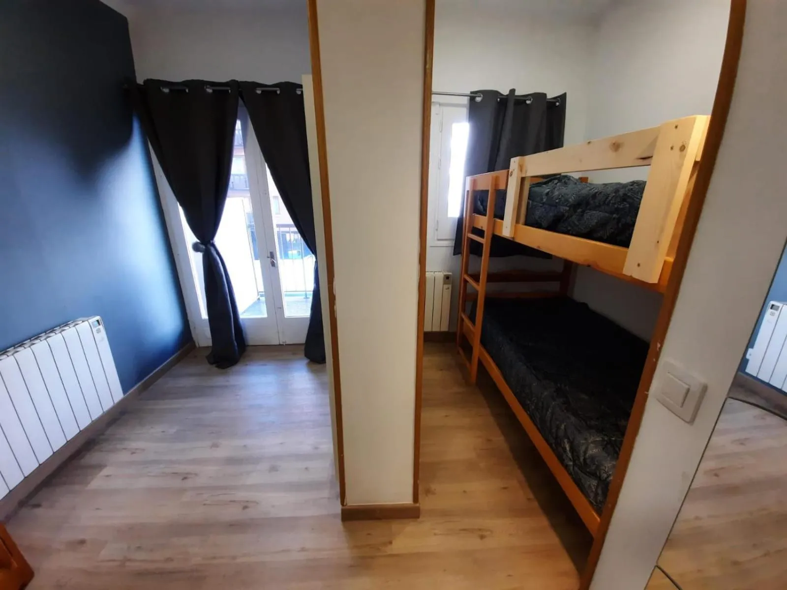 bunk bed, Bed in Altissim Tres Estrelles