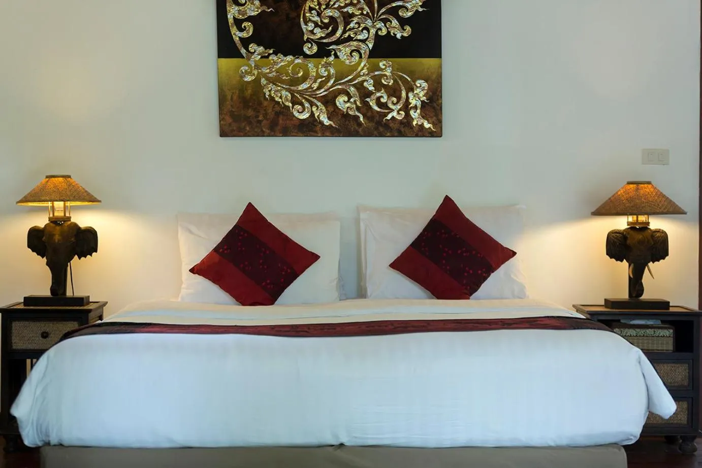 Bed in Mali Resort Pattaya Beach Koh Lipe
