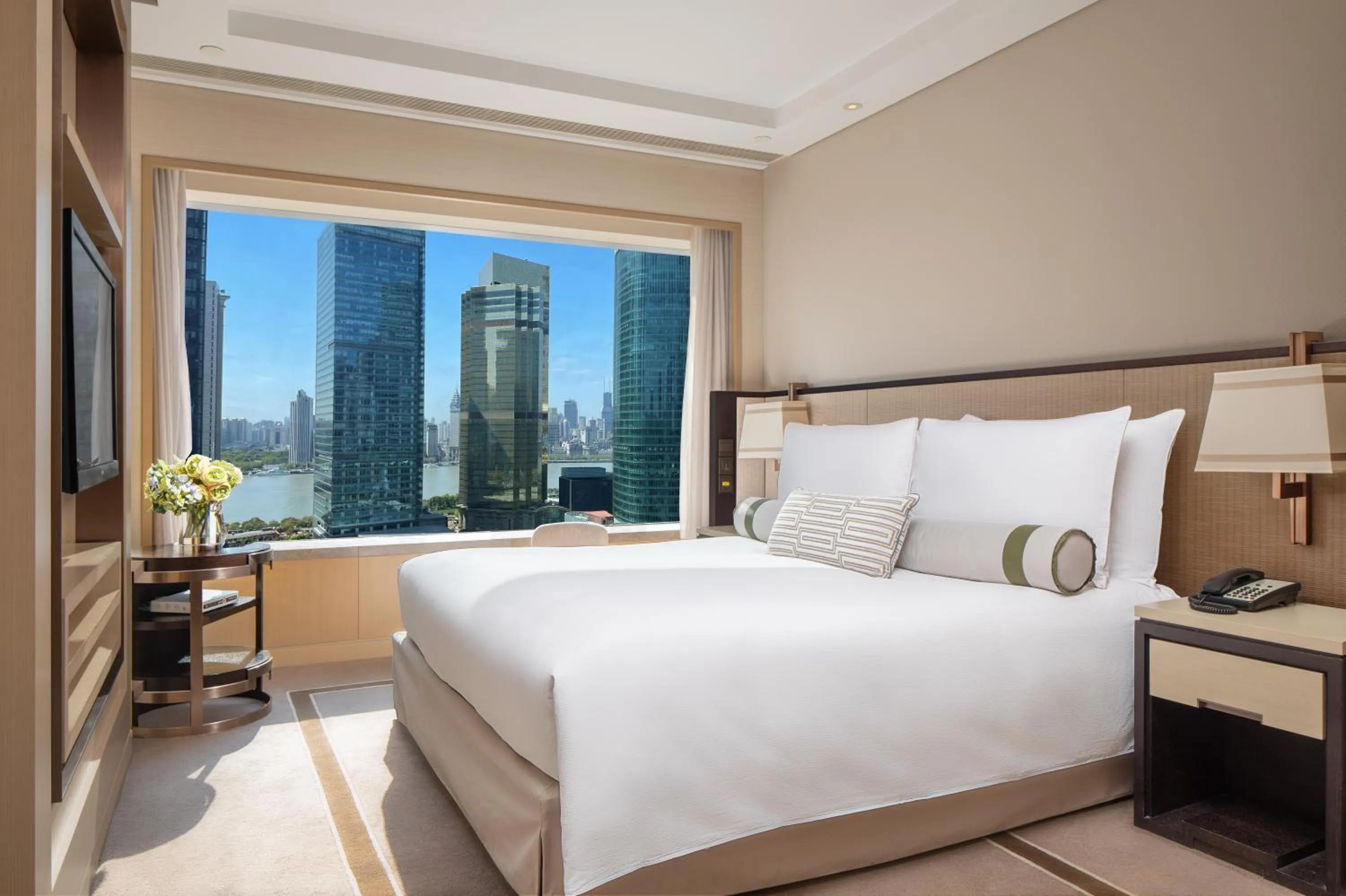 TV and multimedia, Bed in IFC Residence