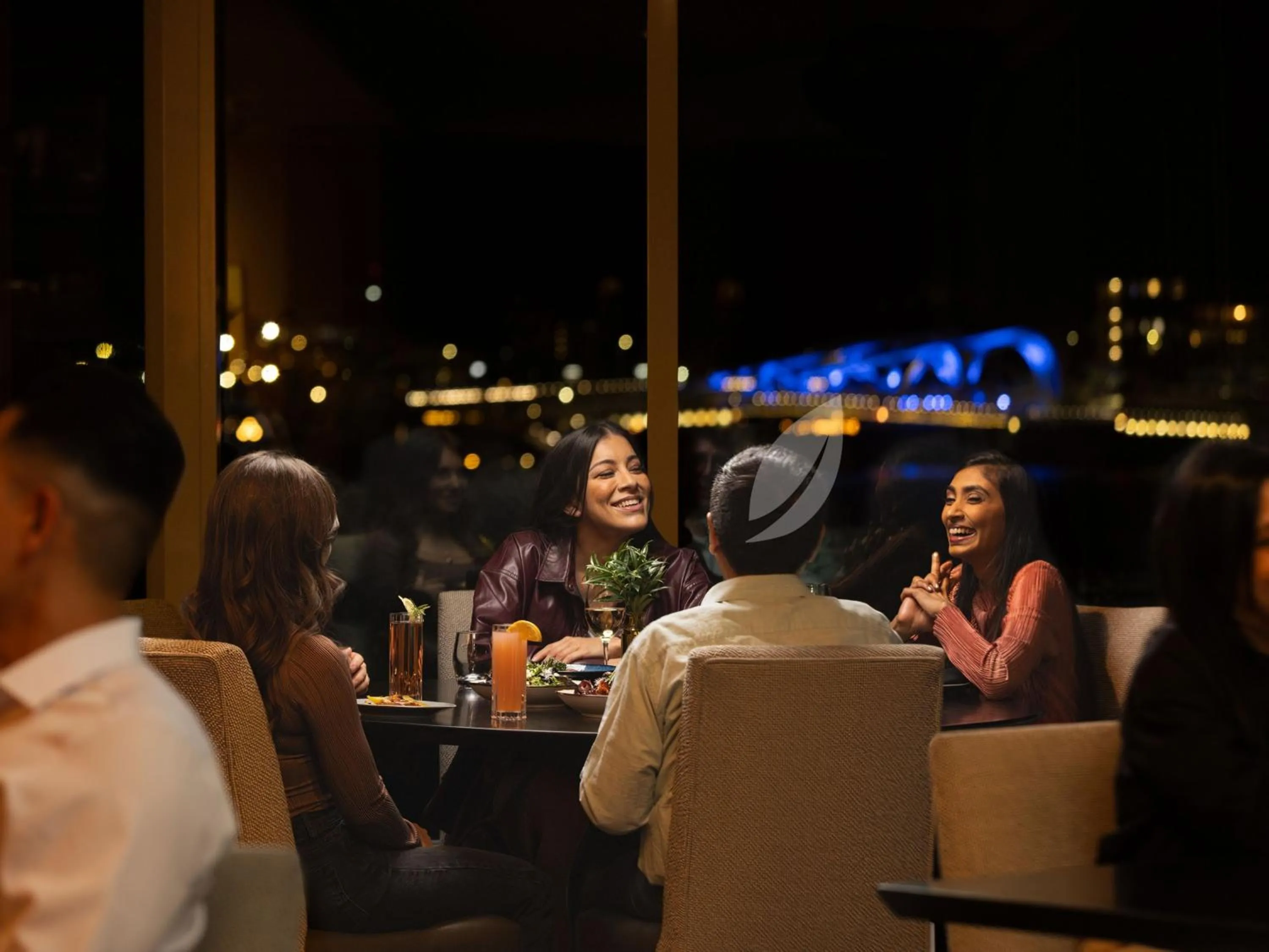 Restaurant/places to eat in Inn at Laurel Point