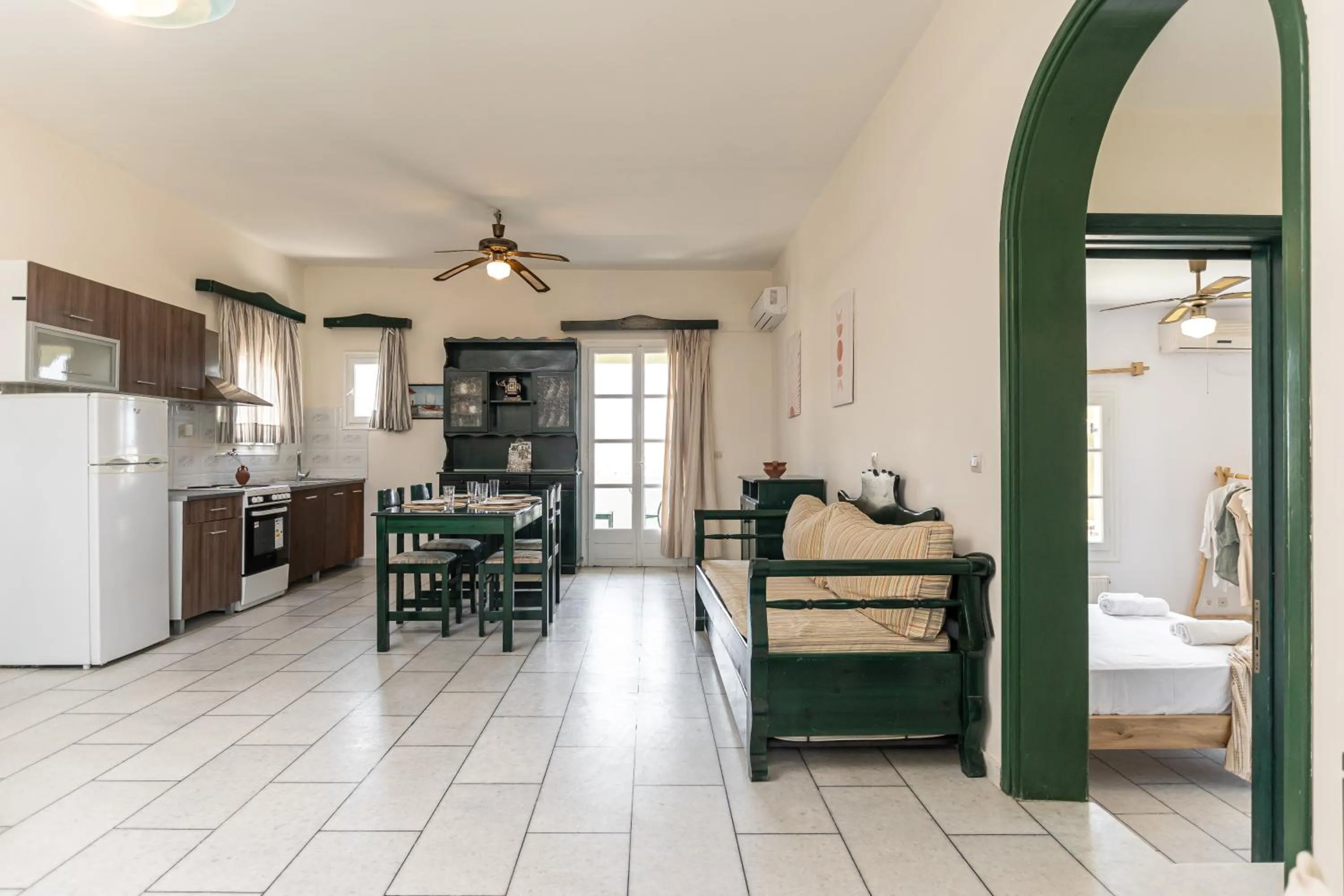 Living room in Studios Vrettos Beachfront Hotel