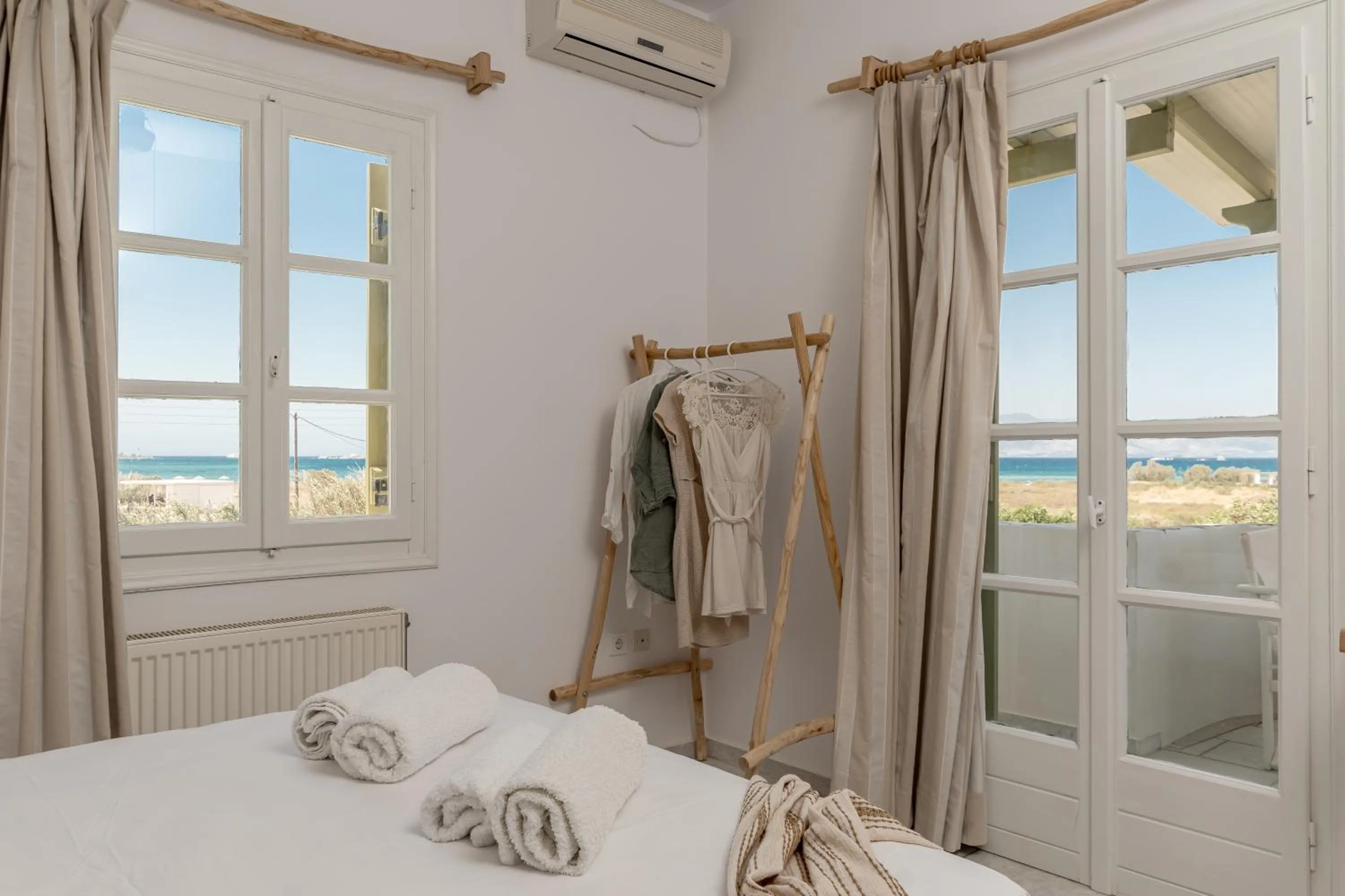 Bedroom, Bed in Studios Vrettos Beachfront Hotel