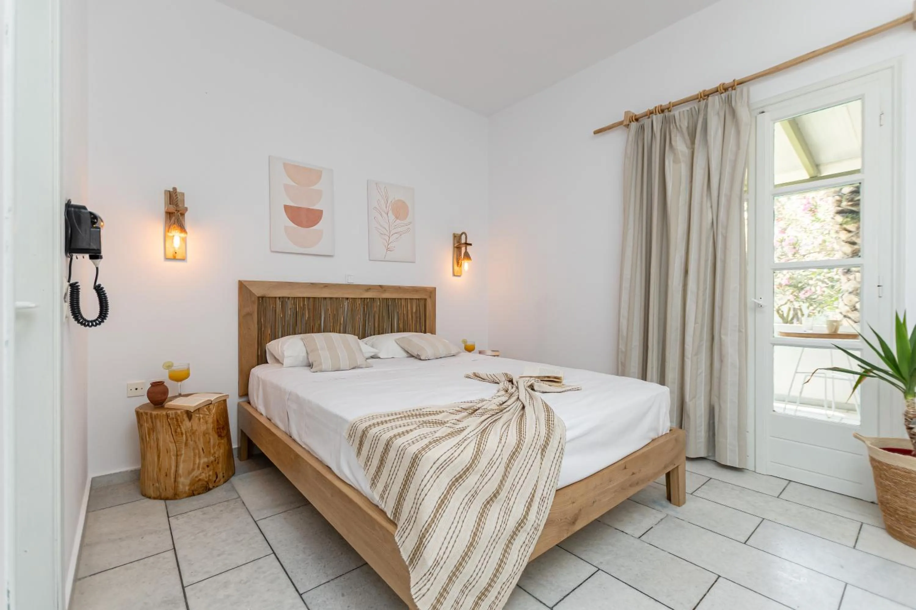 Bedroom, Bed in Studios Vrettos Beachfront Hotel