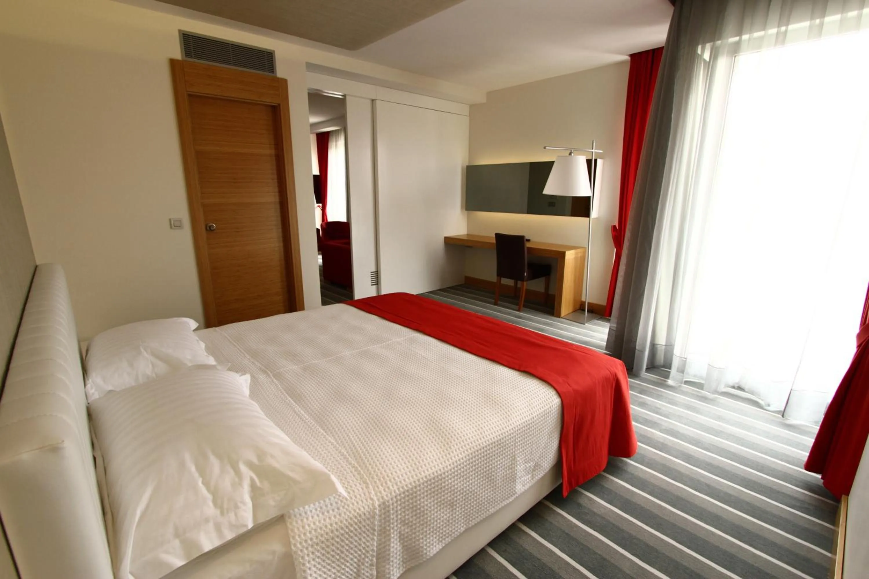 Bedroom, Bed in Atik Hotel