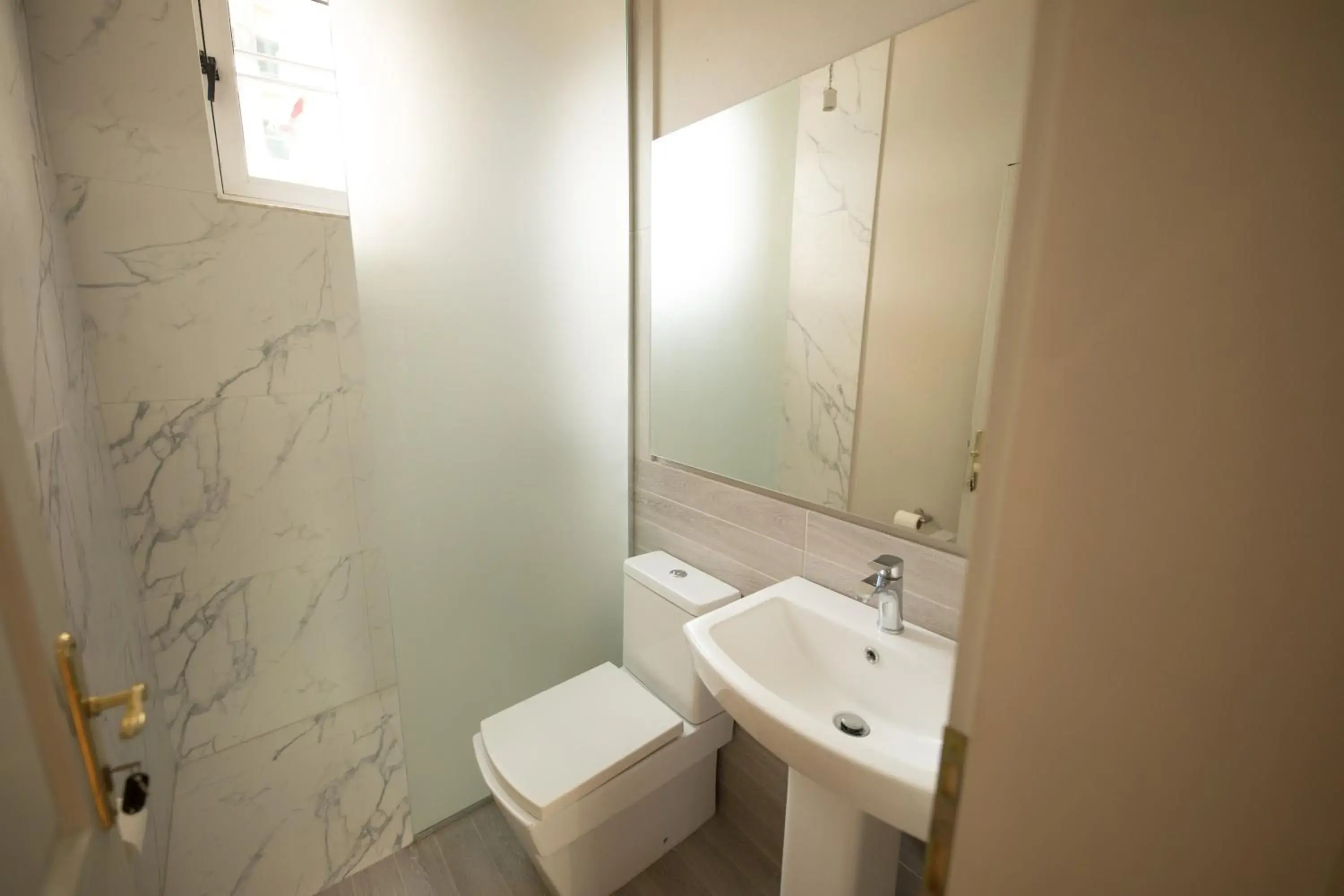 Twin Room with Extra Bed - single occupancy in Mosaic Home Twin Room with Extra Bed - single occupancy in Mosaic Home