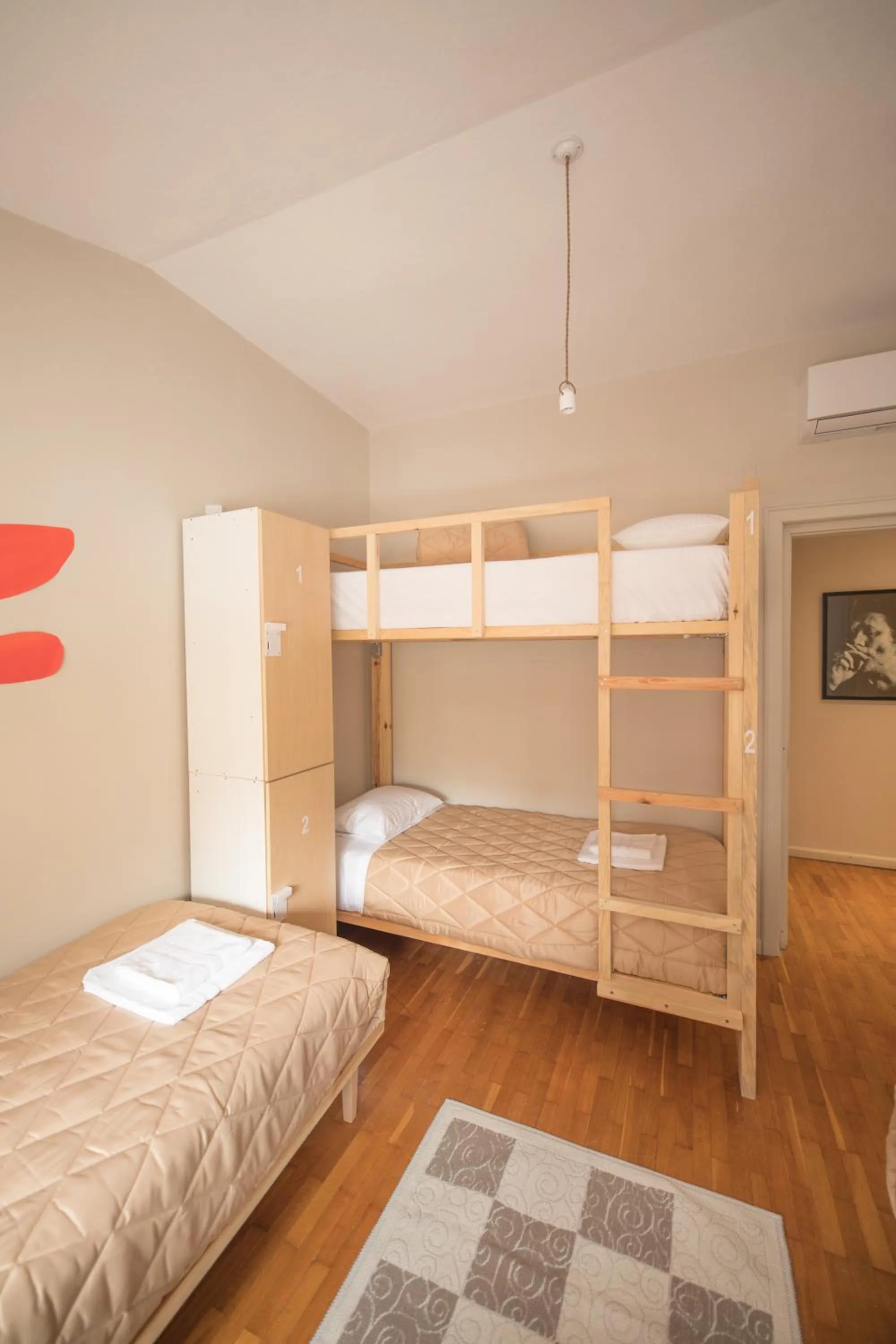 bunk bed, Bed in Mosaic Home