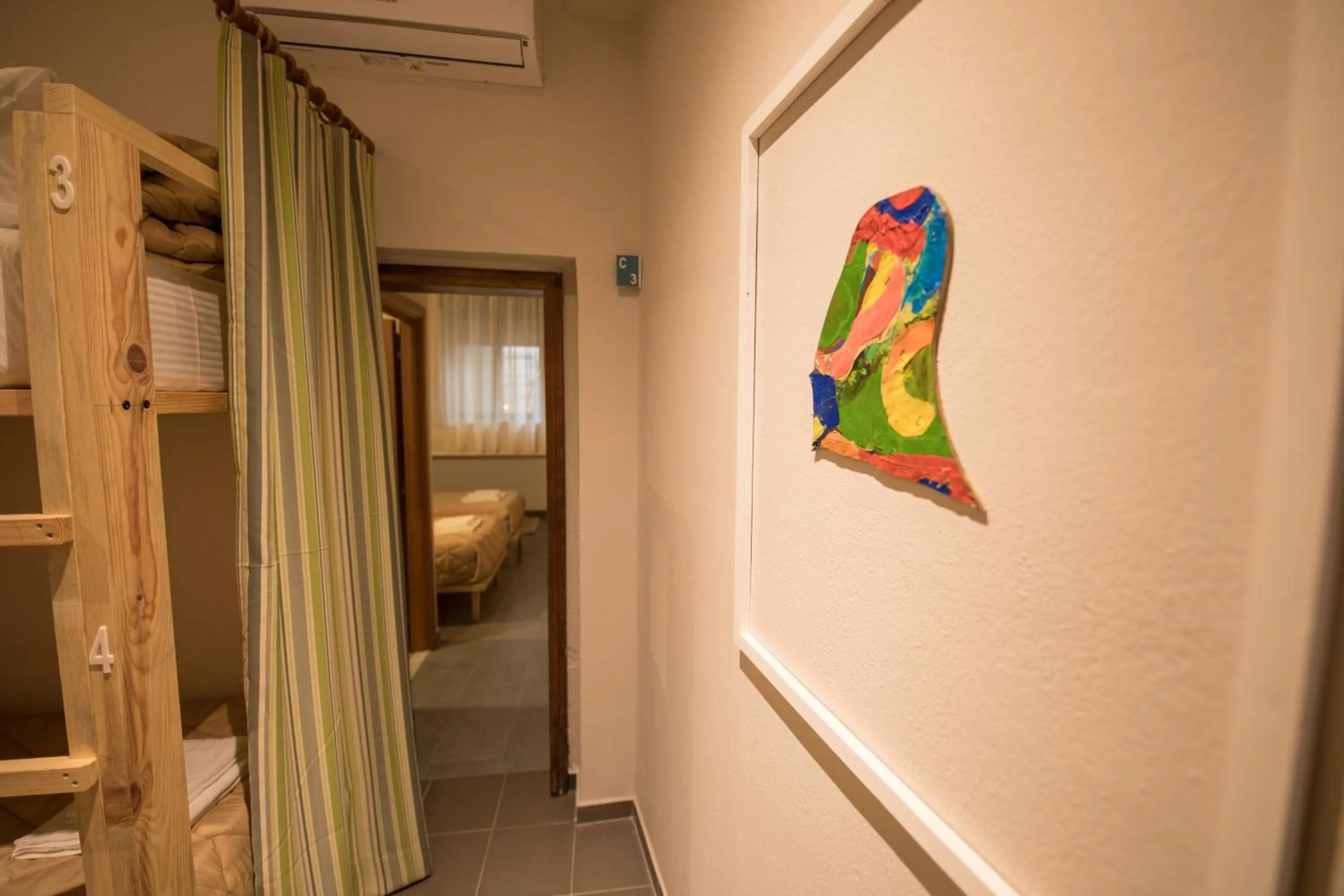 bunk bed, Bed in Mosaic Home