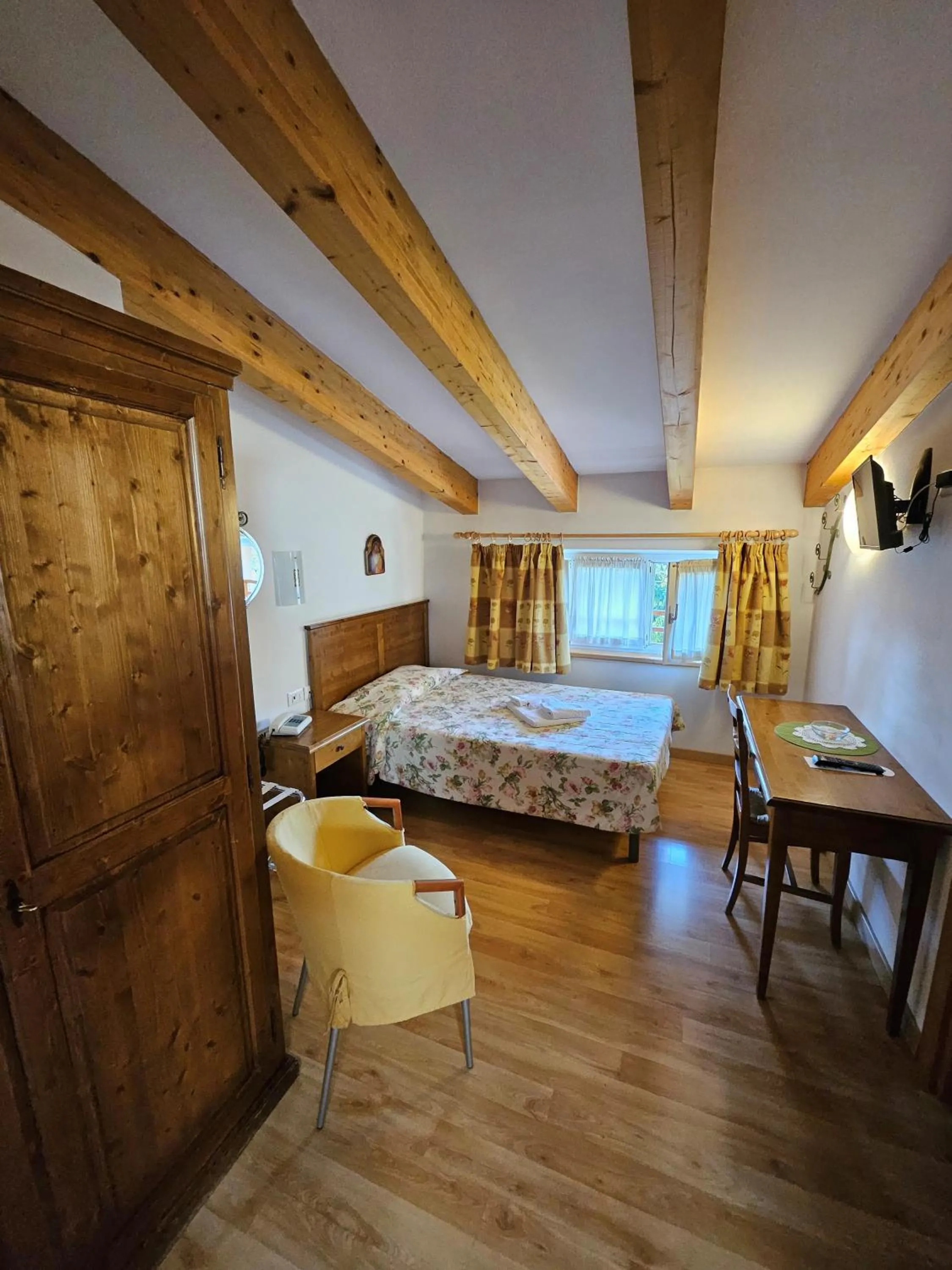 Photo of the whole room, Bed in Park Hotel Sacro Cuore