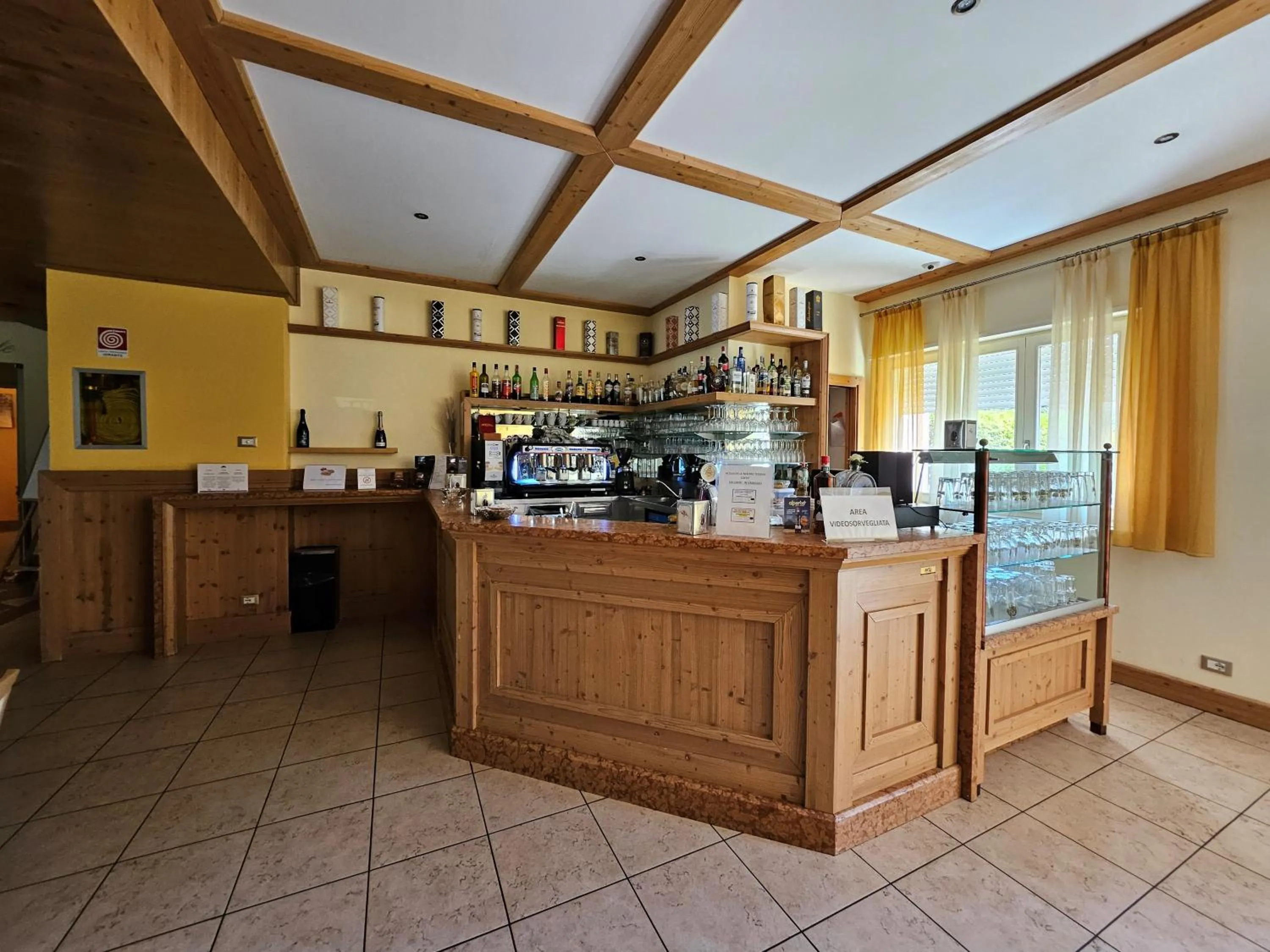 Lounge or bar in Park Hotel Sacro Cuore