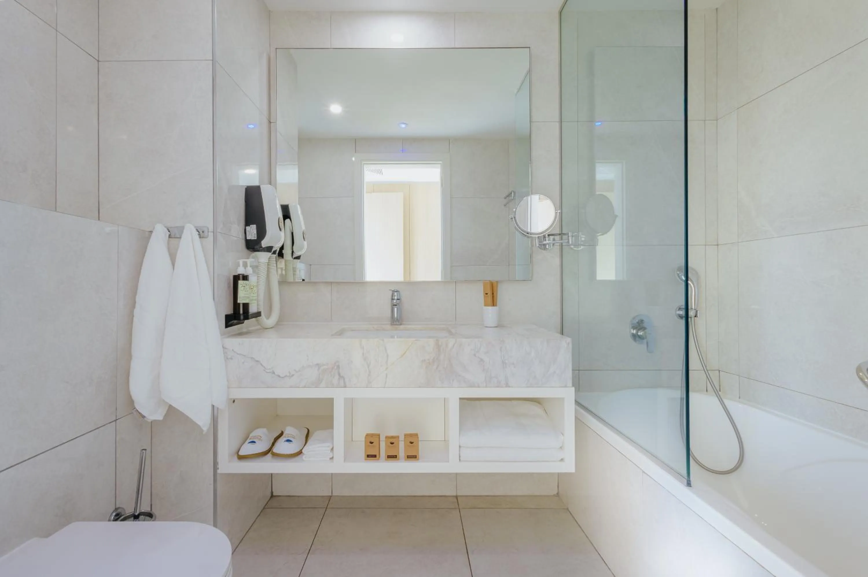 NissiBlu Beach Resort