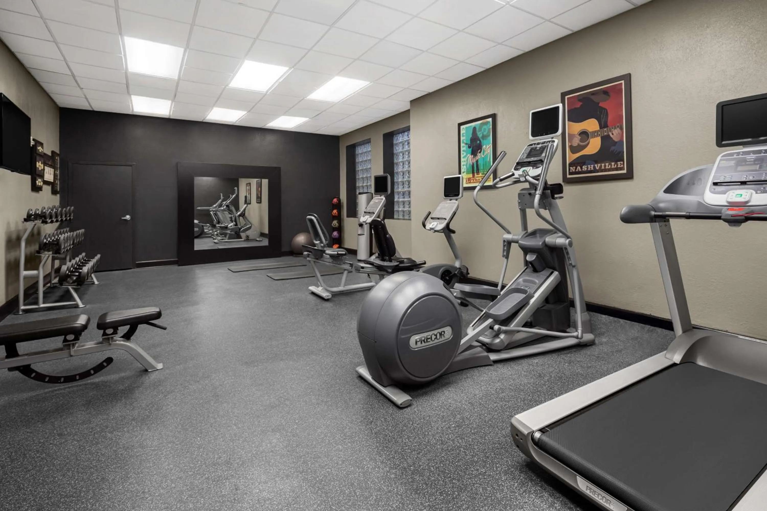 Fitness centre/facilities in Homewood Suites by Hilton Nashville Downtown