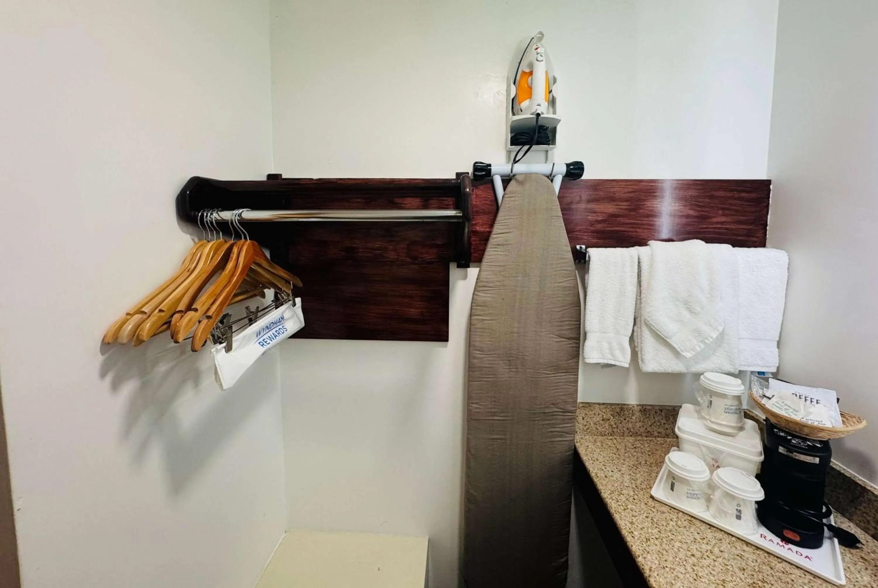 Photo of the whole room in Ramada by Wyndham San Diego Airport