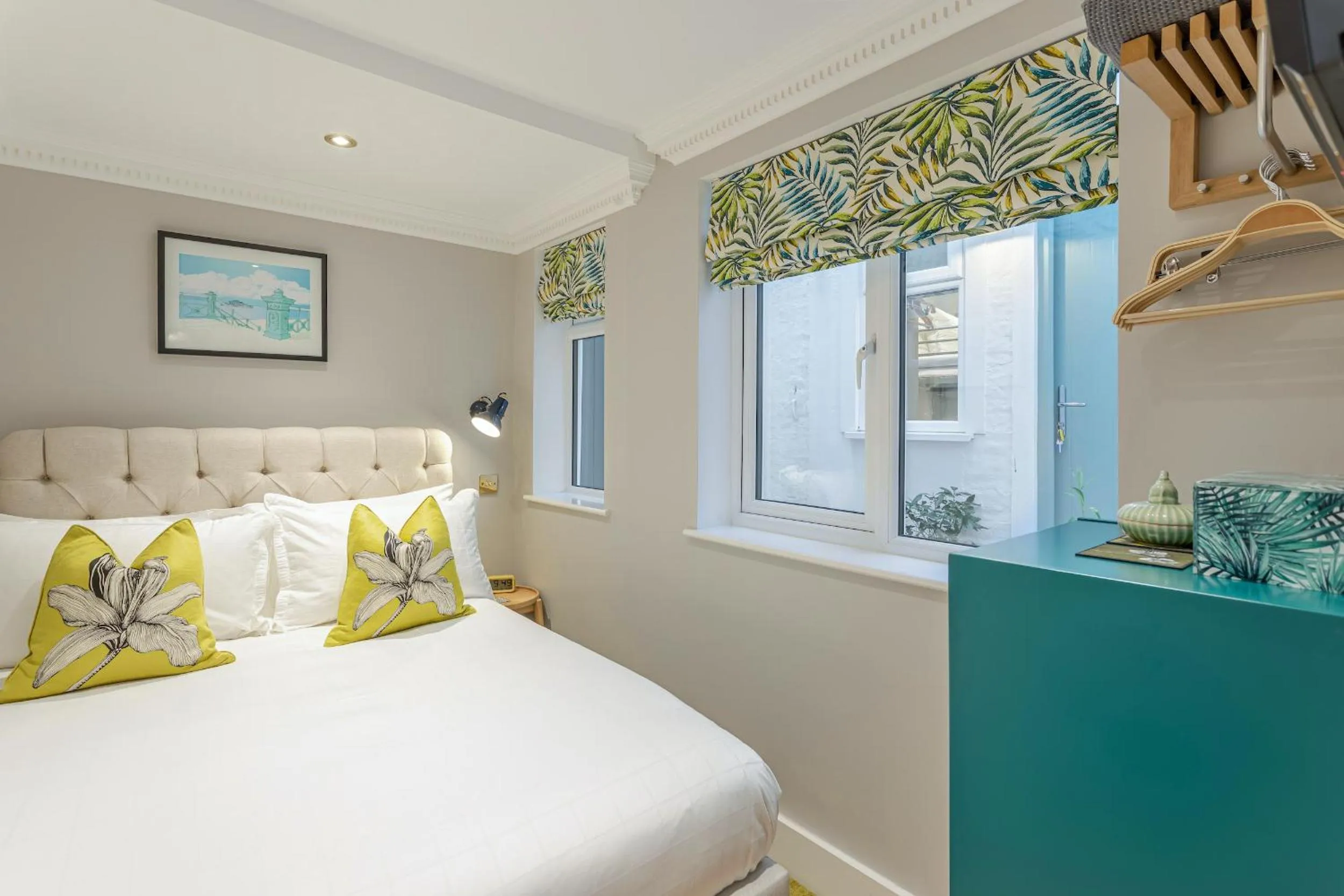 Bedroom, Bed in Beaches Brighton - Luxury Seafront Accommodation