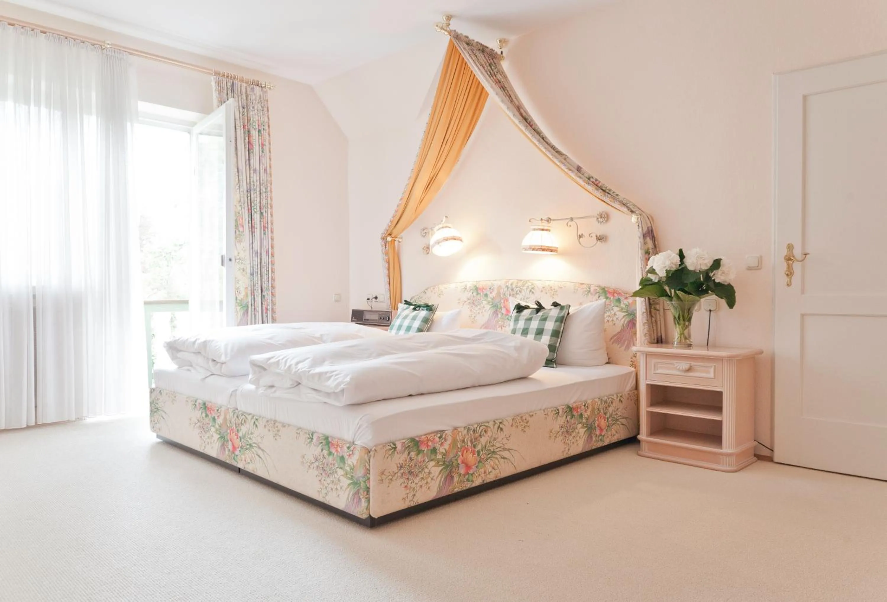 Photo of the whole room, Bed in Villa Adolphine