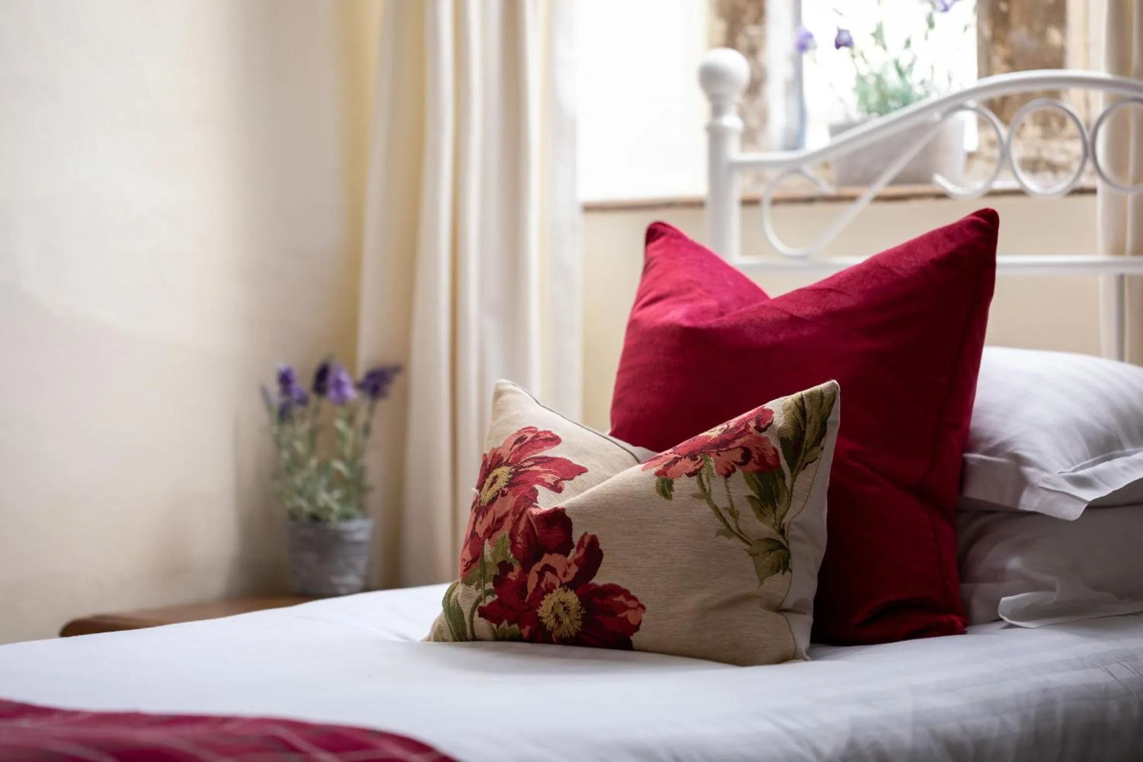 Bed in Bantam Tea Rooms