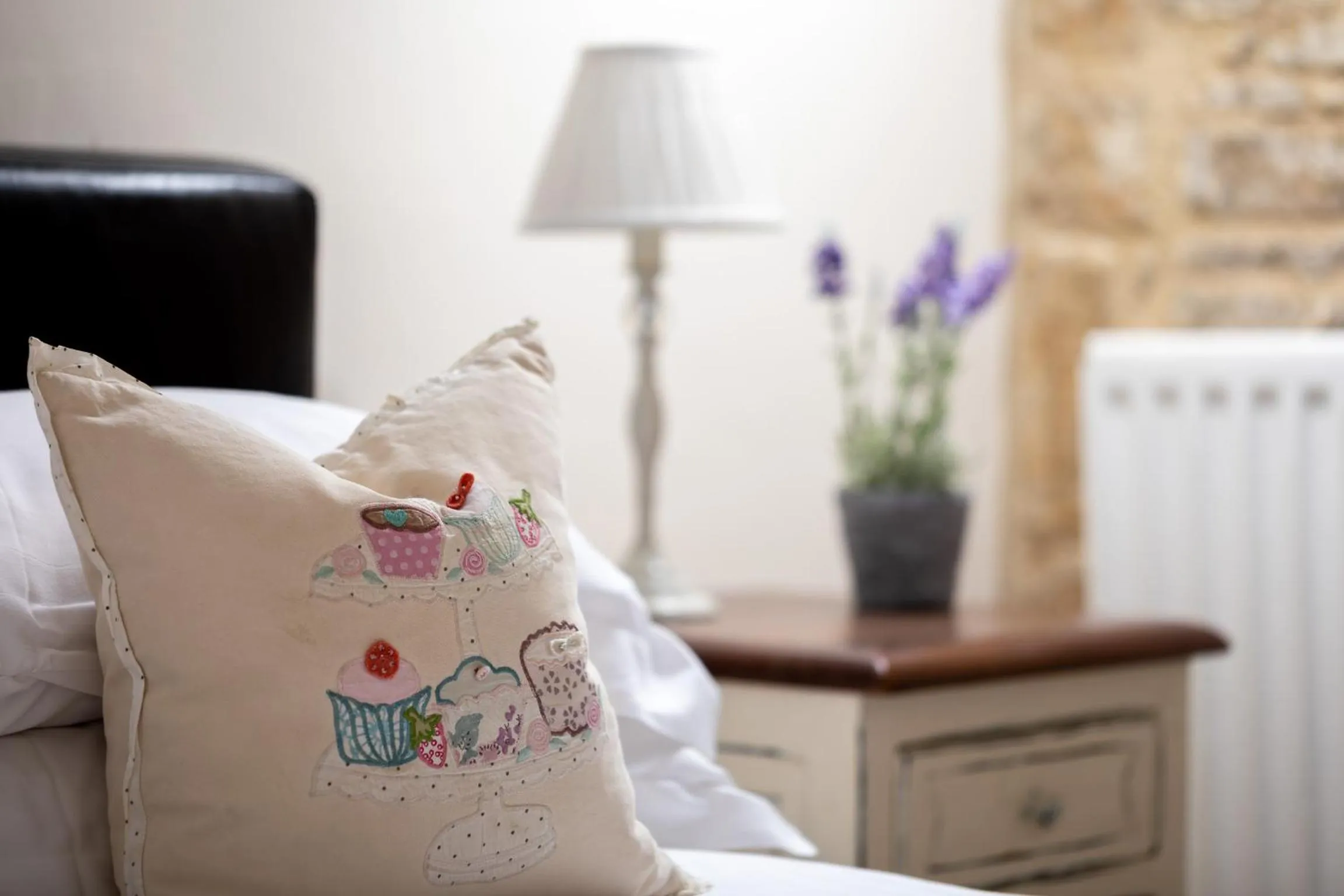 Bed in Bantam Tea Rooms