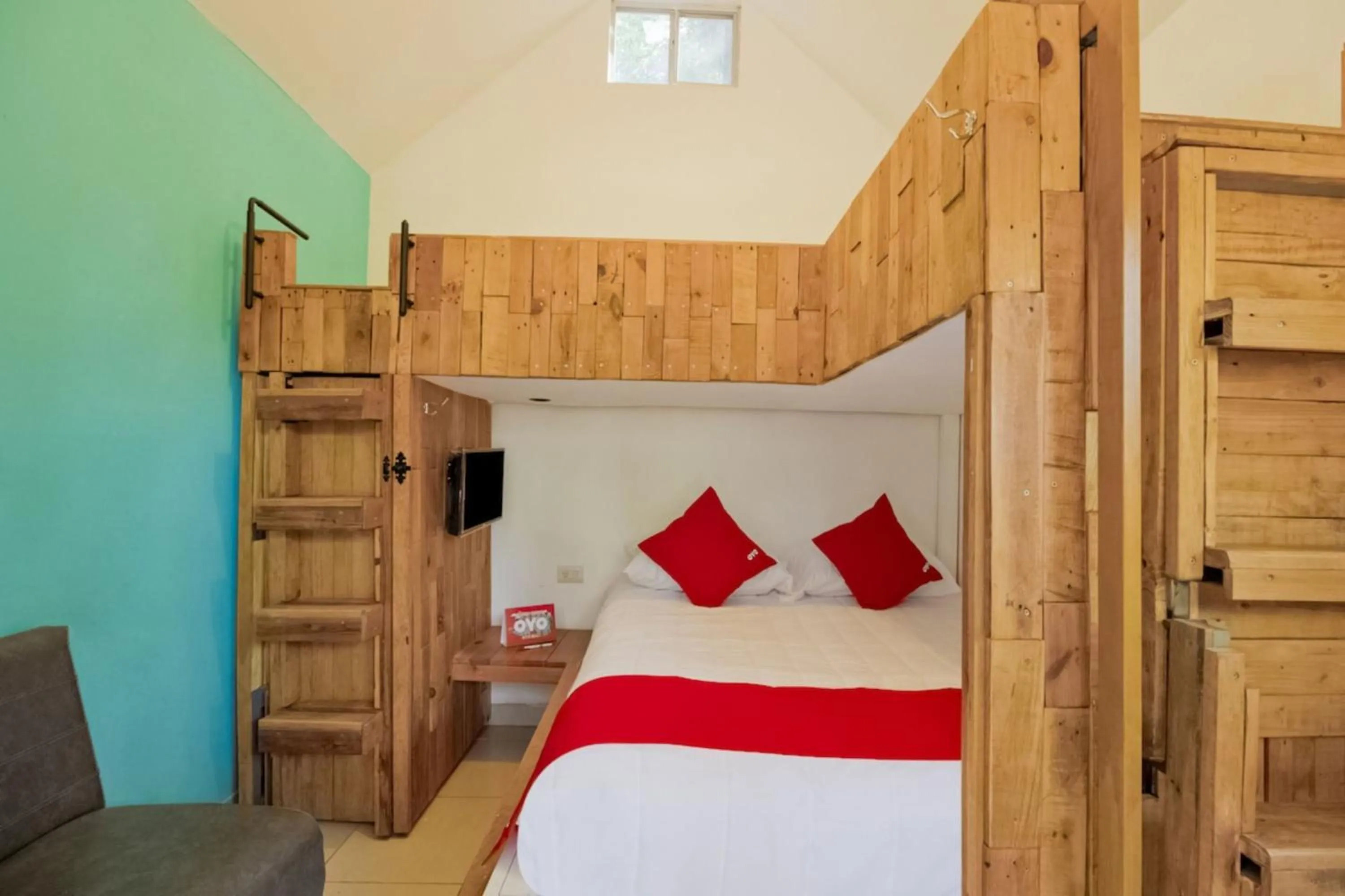 Bedroom, Bed in Capital O Hacienda Filadelfia, El Atorón, Irapuato