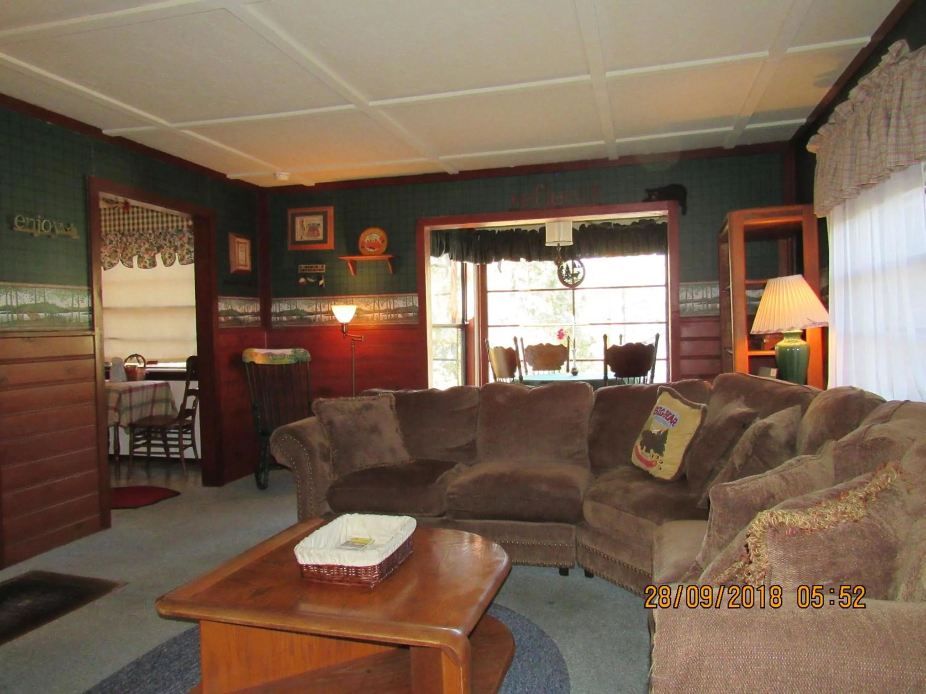 Living room in Apple Bear Cabin