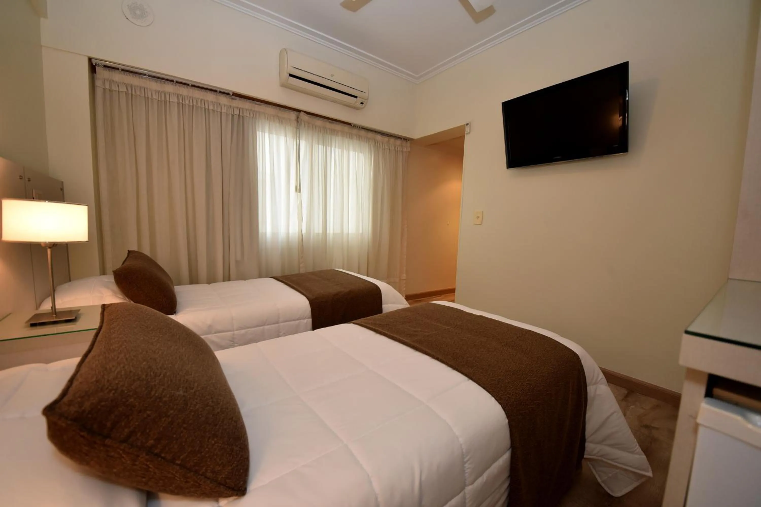 Bed in Gran Hotel Skorpios