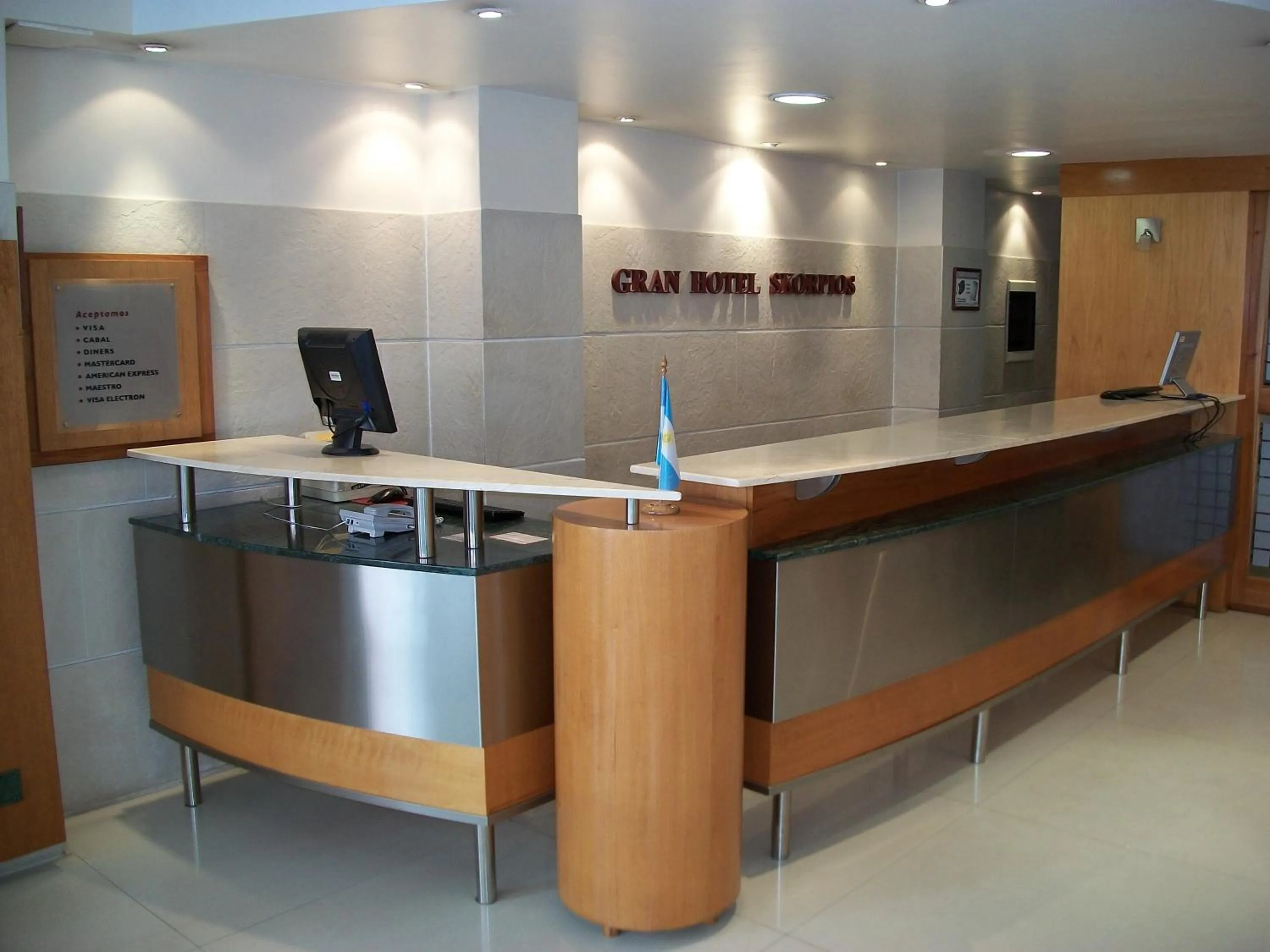 Lobby or reception in Gran Hotel Skorpios