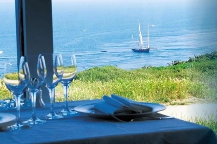 Restaurant/places to eat in Hôtel de la Pointe du Grouin