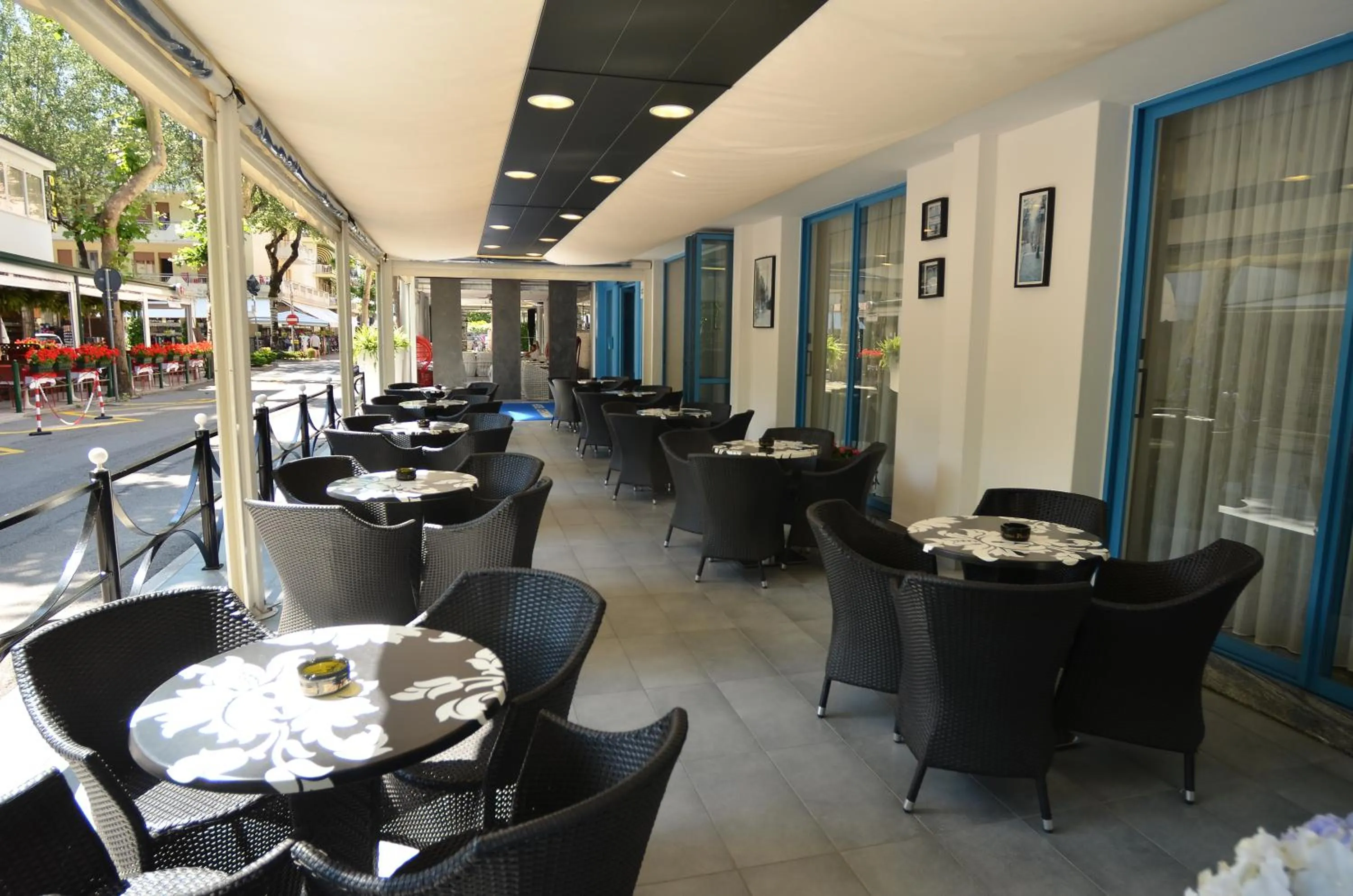 Lounge or bar in Hotel Germania