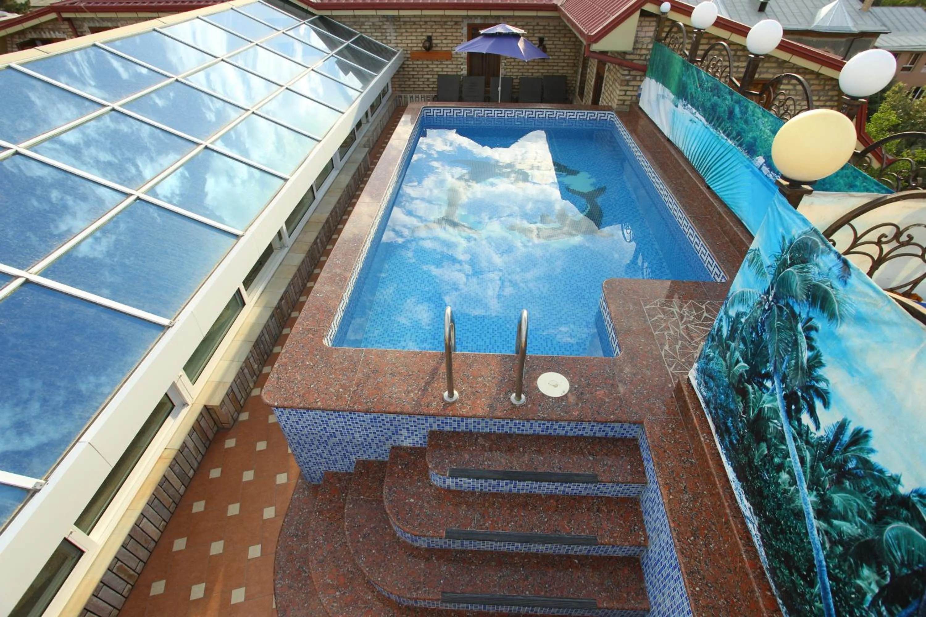 Pool view in Hotel Grand Samarkand Superior - A