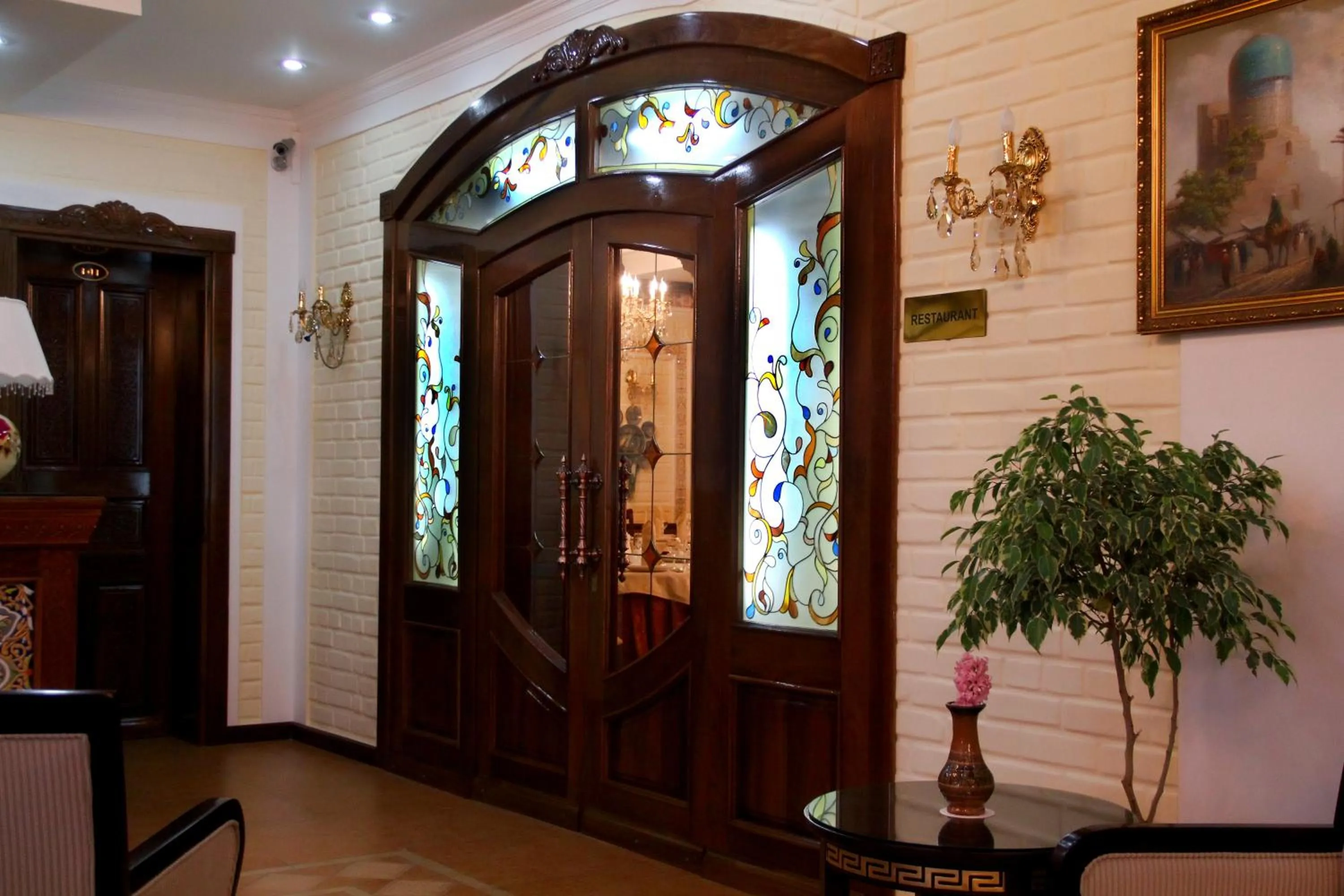 Decorative detail in Hotel Grand Samarkand Superior - A