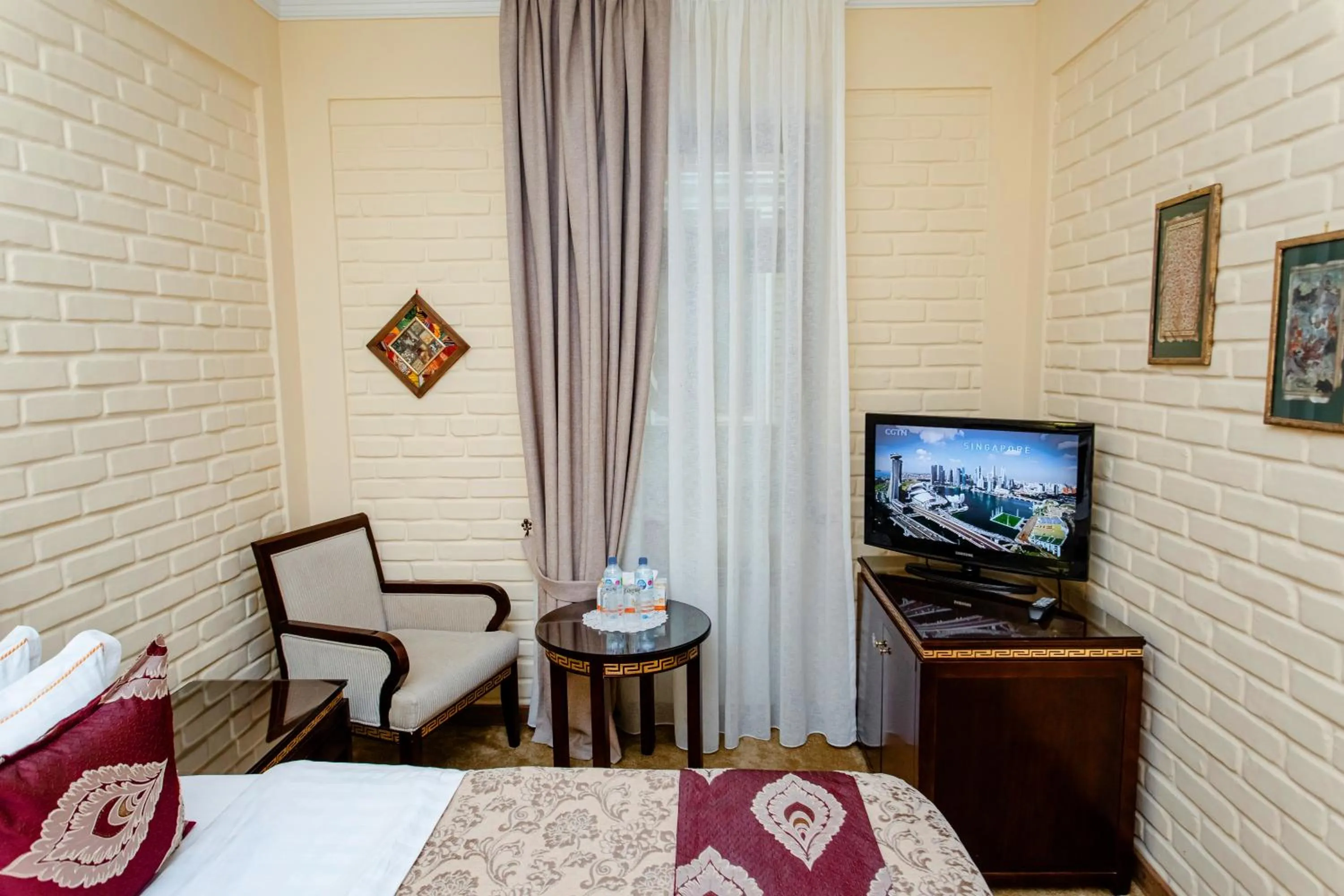 TV and multimedia, Bed in Hotel Grand Samarkand Superior - A