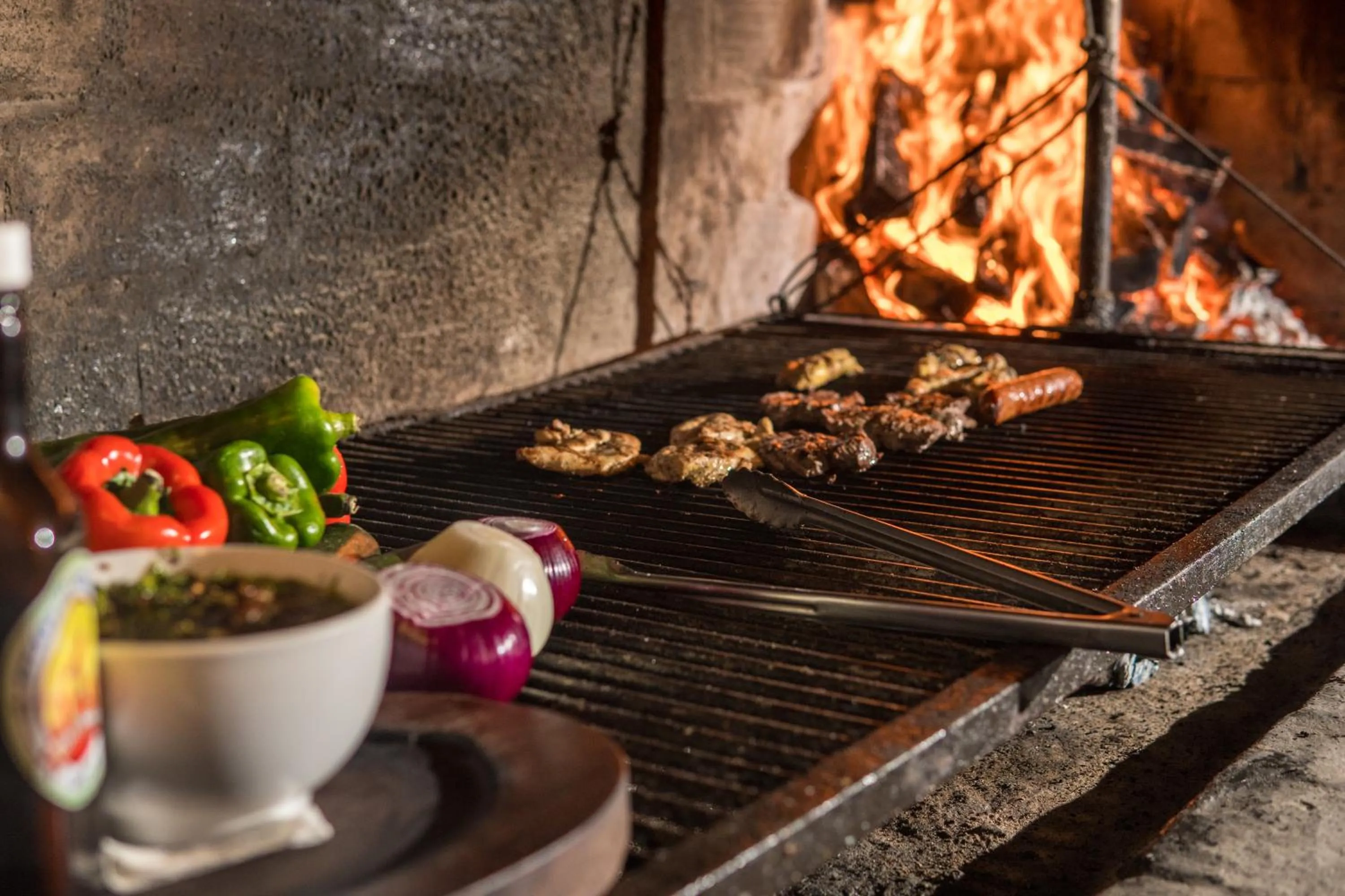 Restaurant/places to eat in West End Dive Resort